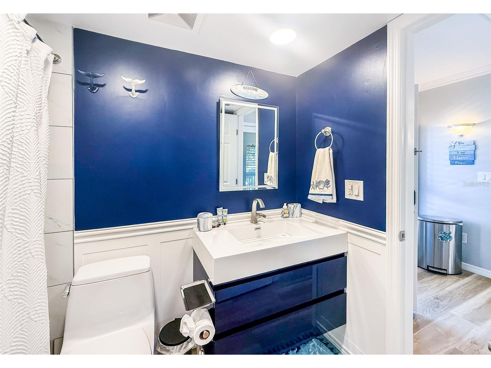 845 Benjamin Franklin Drive #202 Sarasota FL 34236 A4687934 image21