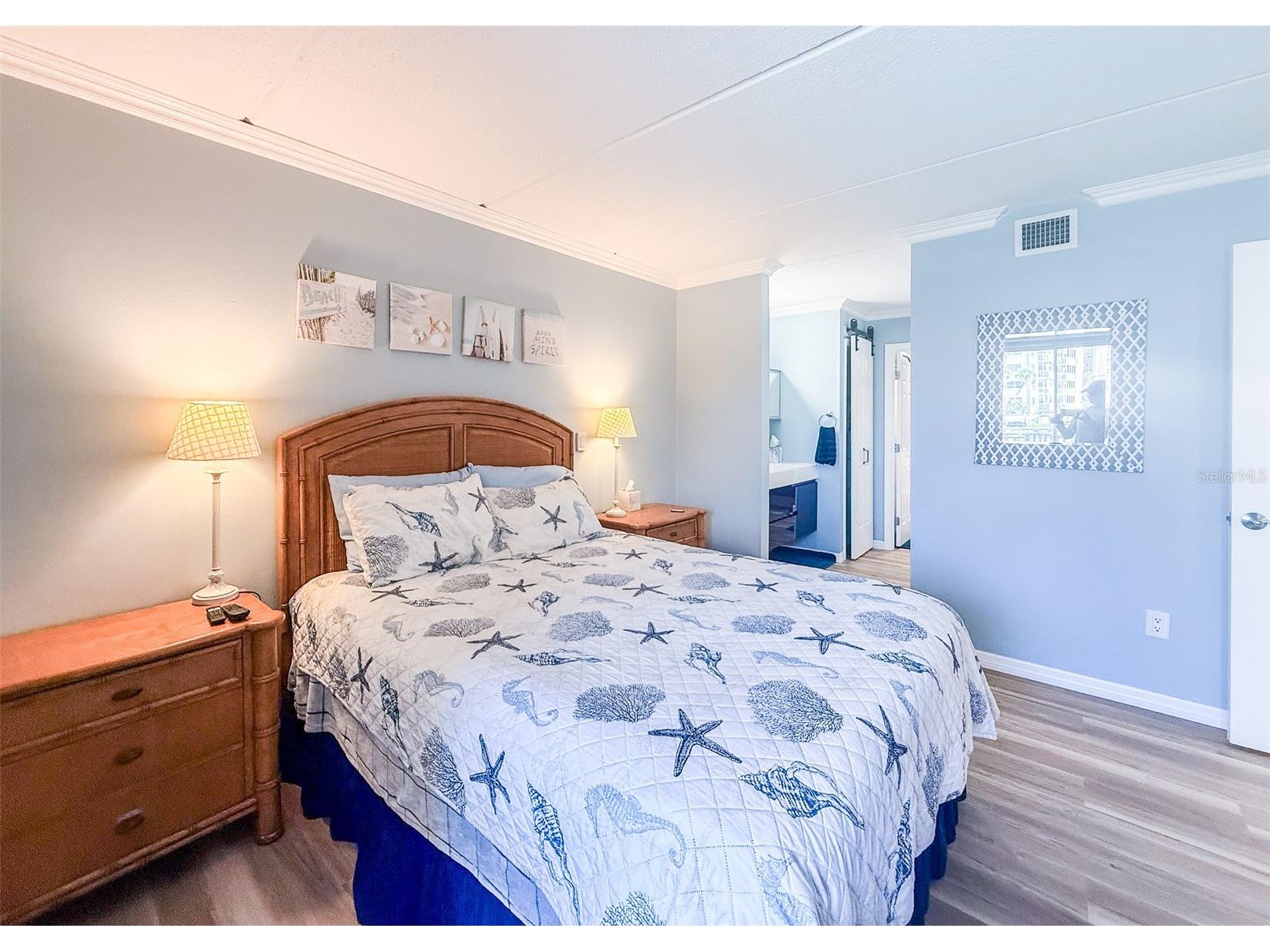 845 Benjamin Franklin Drive #202 Sarasota FL 34236 A4687934 image25