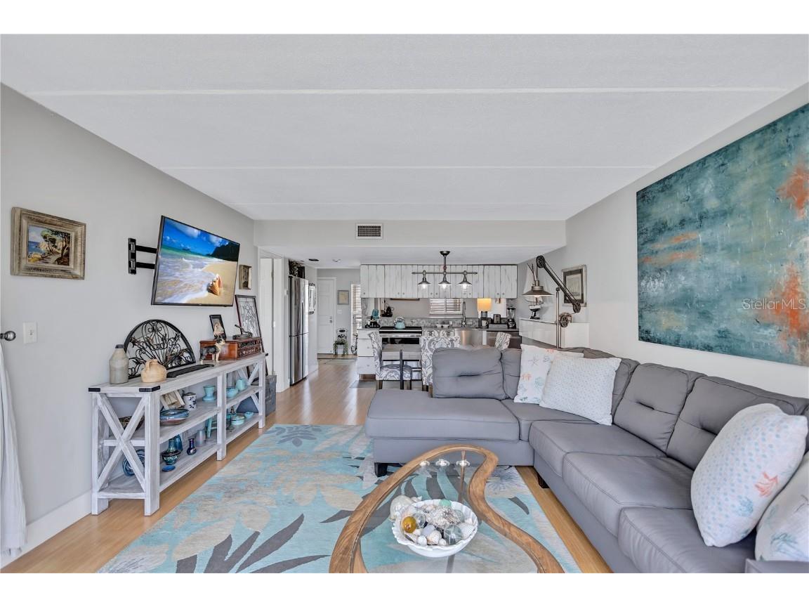 845 Benjamin Franklin Drive #302 Sarasota FL 34236 A4651519 image16