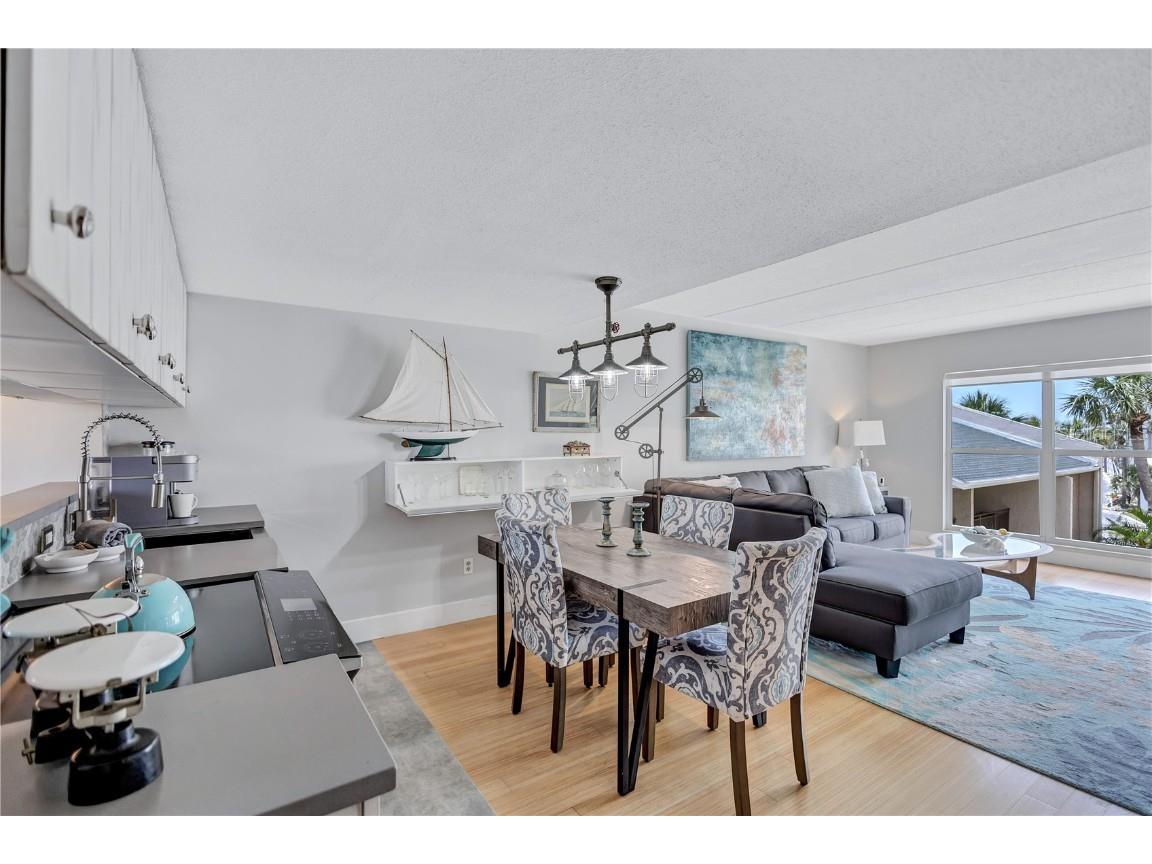 845 Benjamin Franklin Drive #302 Sarasota FL 34236 A4651519 image20