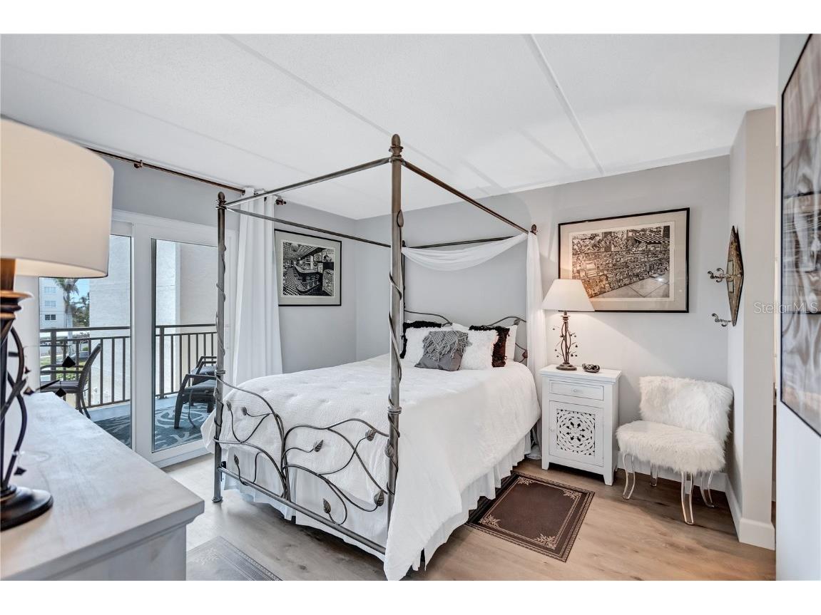 845 Benjamin Franklin Drive #302 Sarasota FL 34236 A4651519 image27