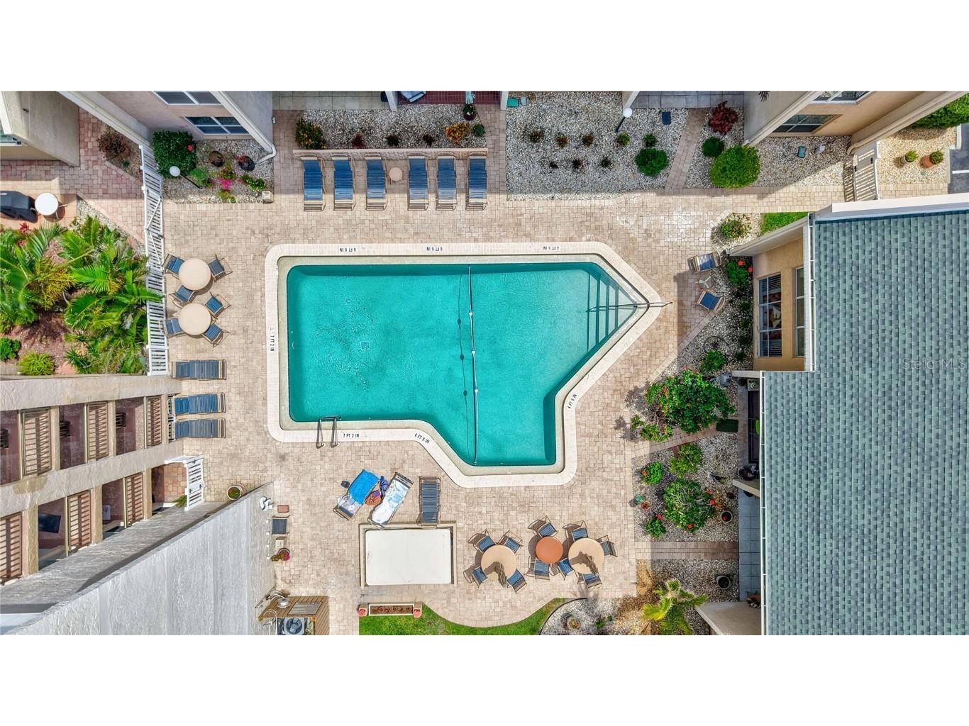 845 Benjamin Franklin Drive #302 Sarasota FL 34236 A4651519 image37