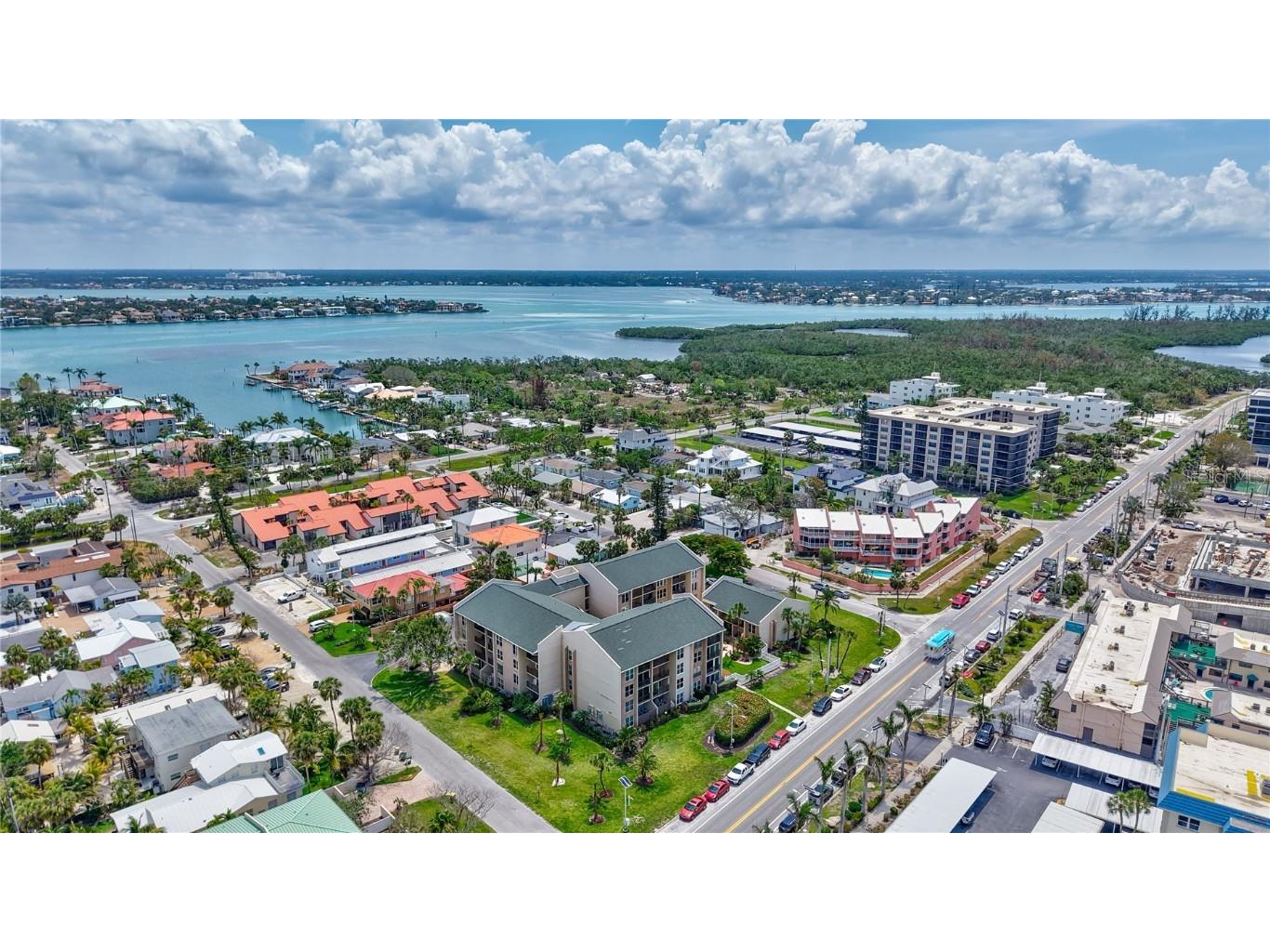 845 Benjamin Franklin Drive #302 Sarasota FL 34236 A4651519 image57