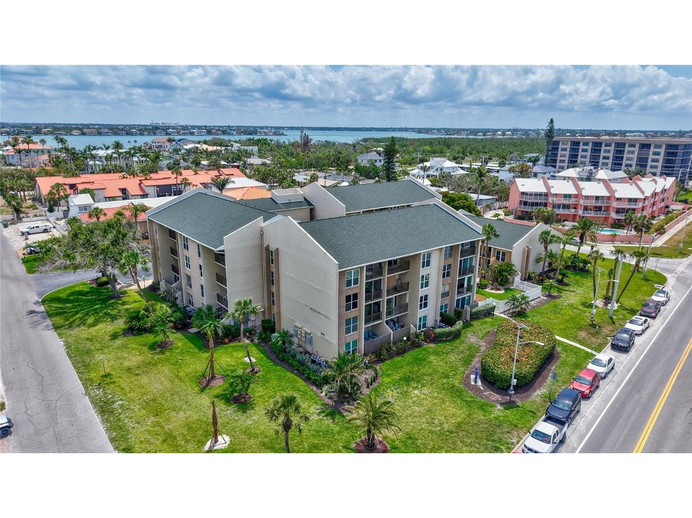 845 Benjamin Franklin Drive #302 Sarasota FL 34236 A4651519 image60