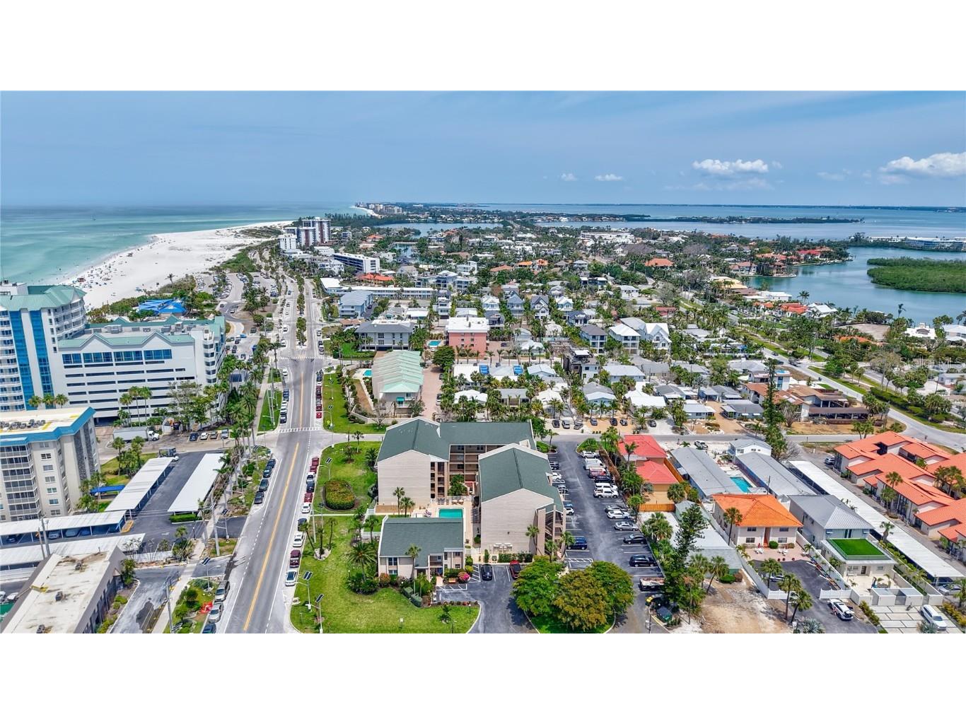 845 Benjamin Franklin Drive #302 Sarasota FL 34236 A4651519 image63