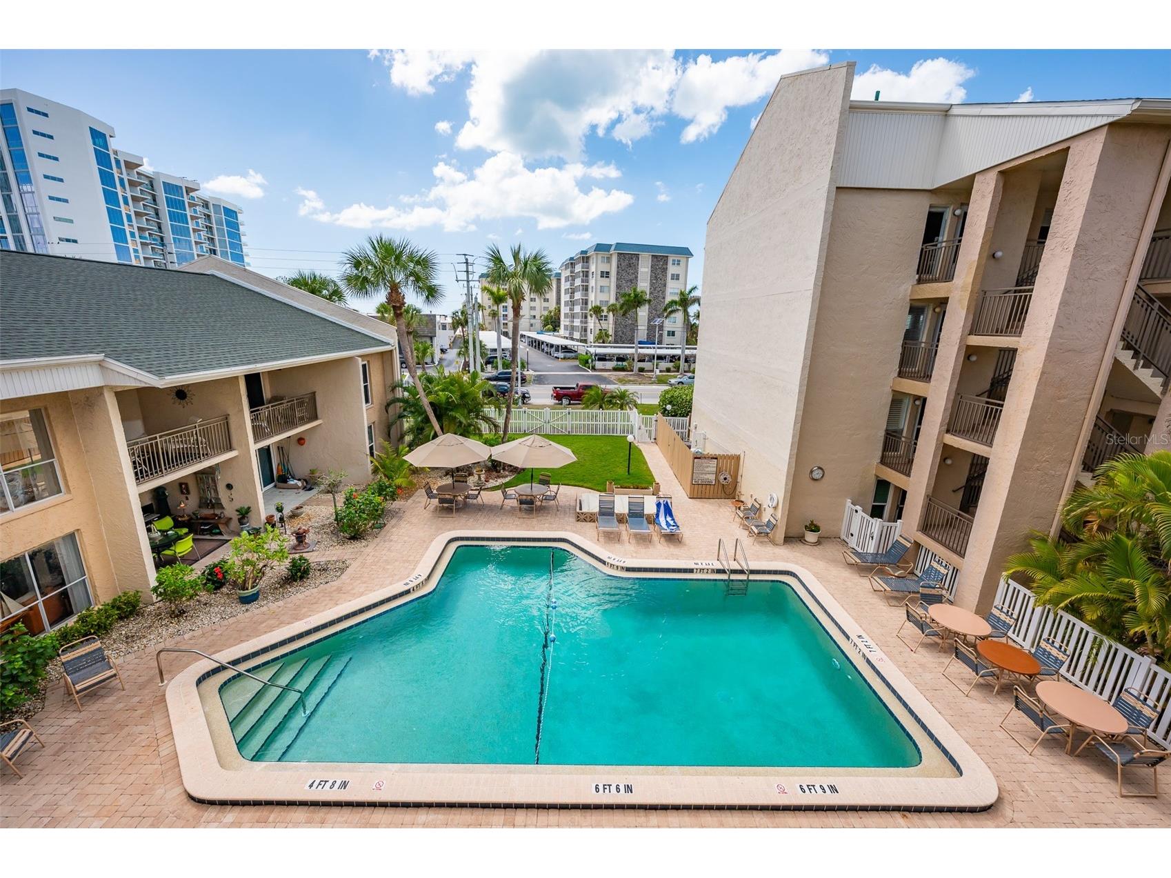 845 Benjamin Franklin Drive #302 Sarasota FL 34236 A4696614 image22