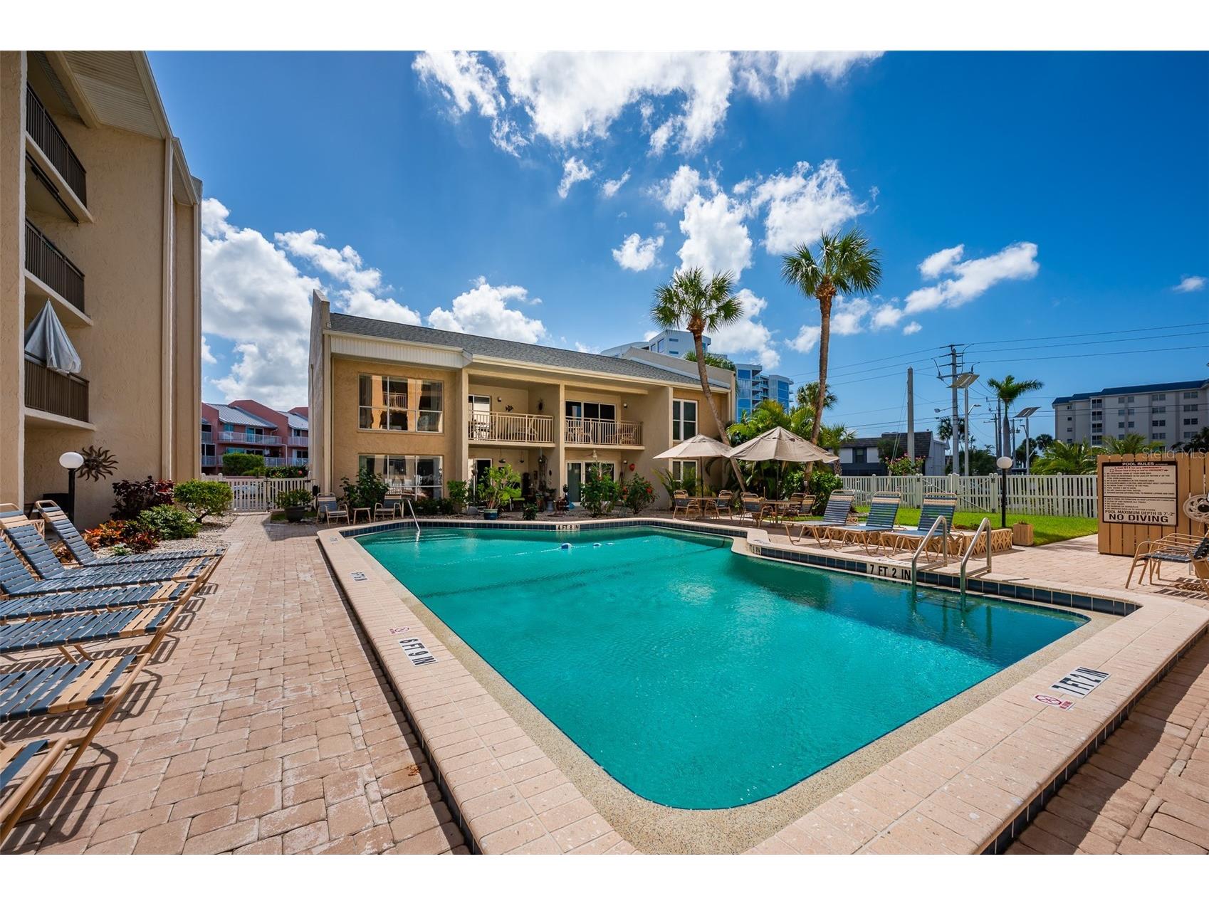 845 Benjamin Franklin Drive #302 Sarasota FL 34236 A4696614 image23