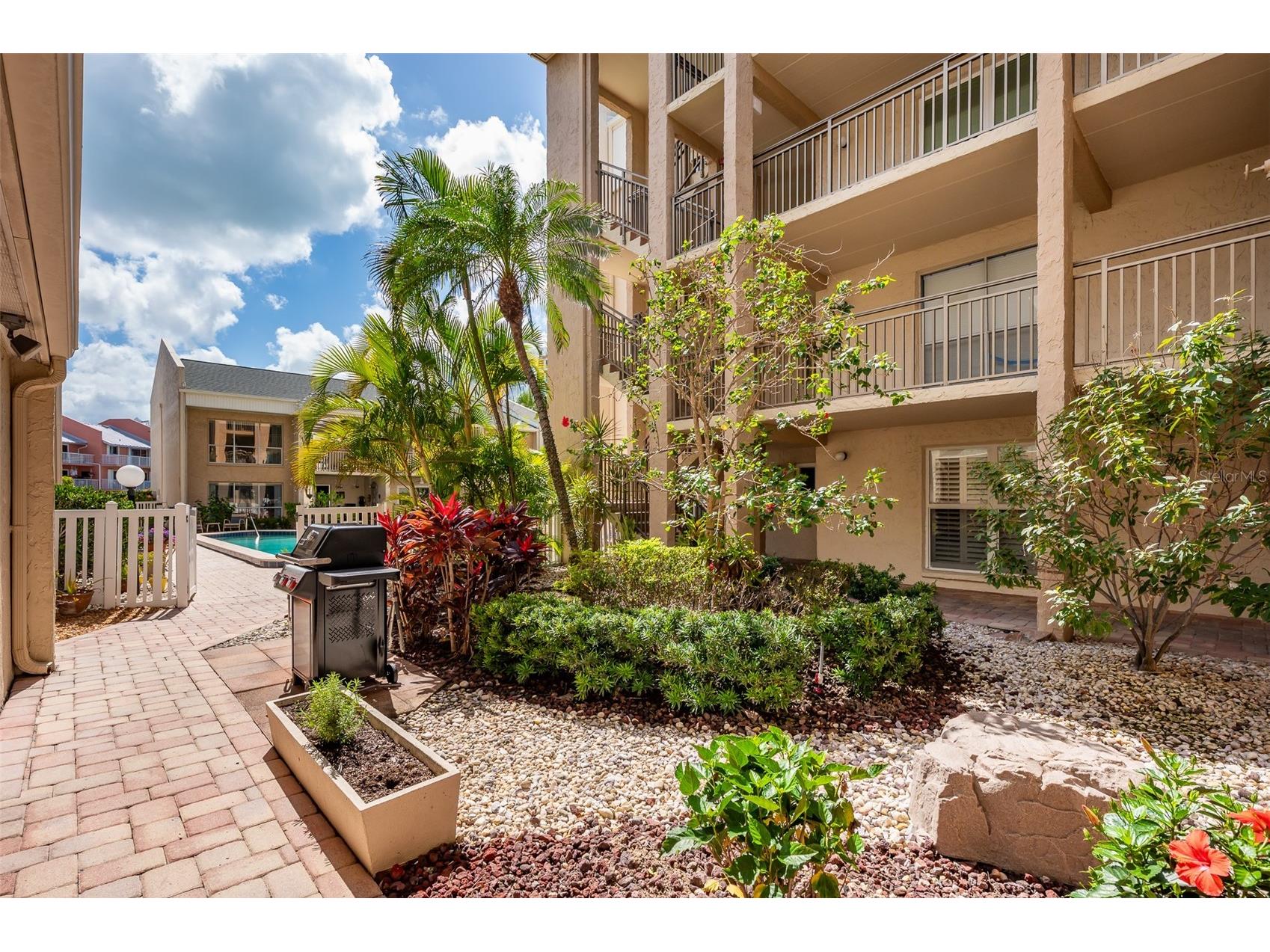 845 Benjamin Franklin Drive #302 Sarasota FL 34236 A4696614 image27