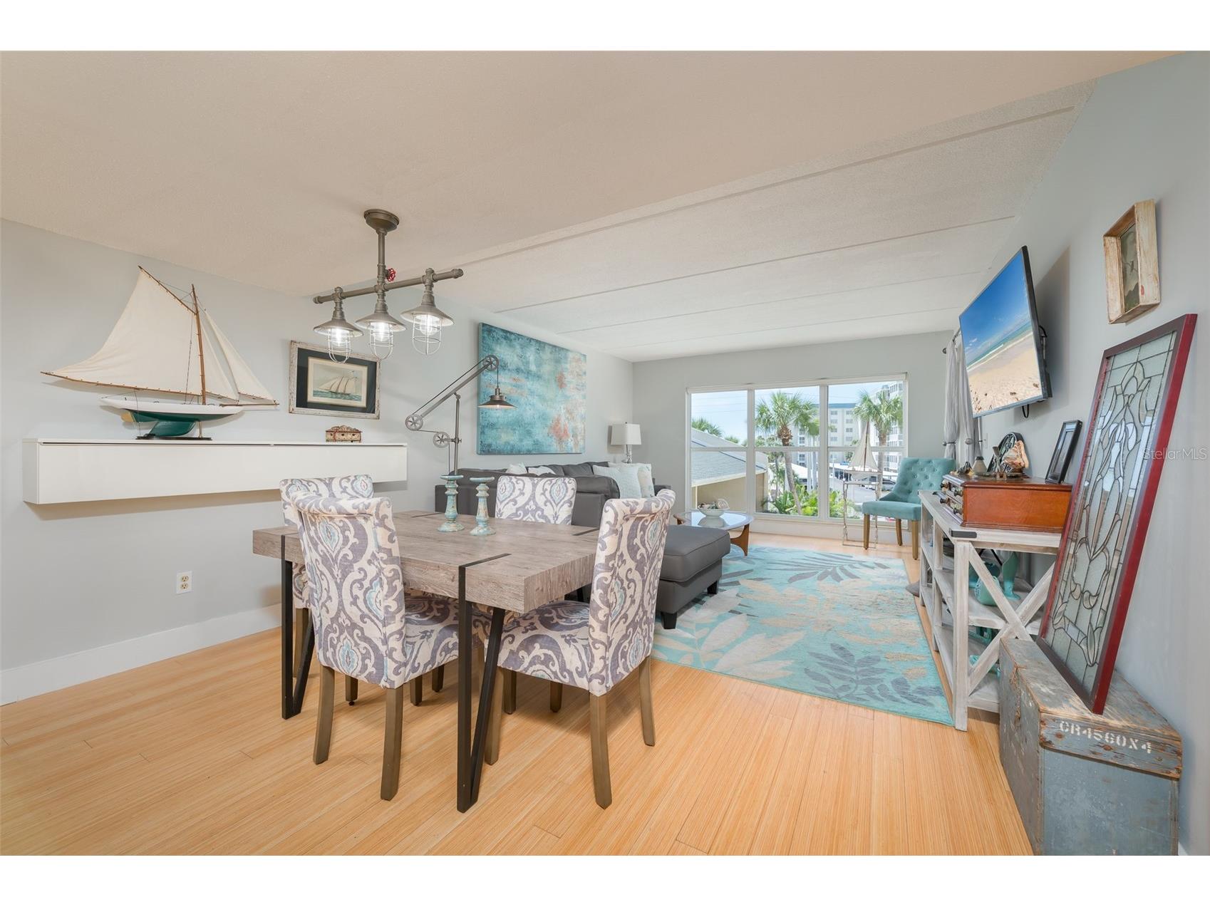 845 Benjamin Franklin Drive #302 Sarasota FL 34236 A4696614 image4