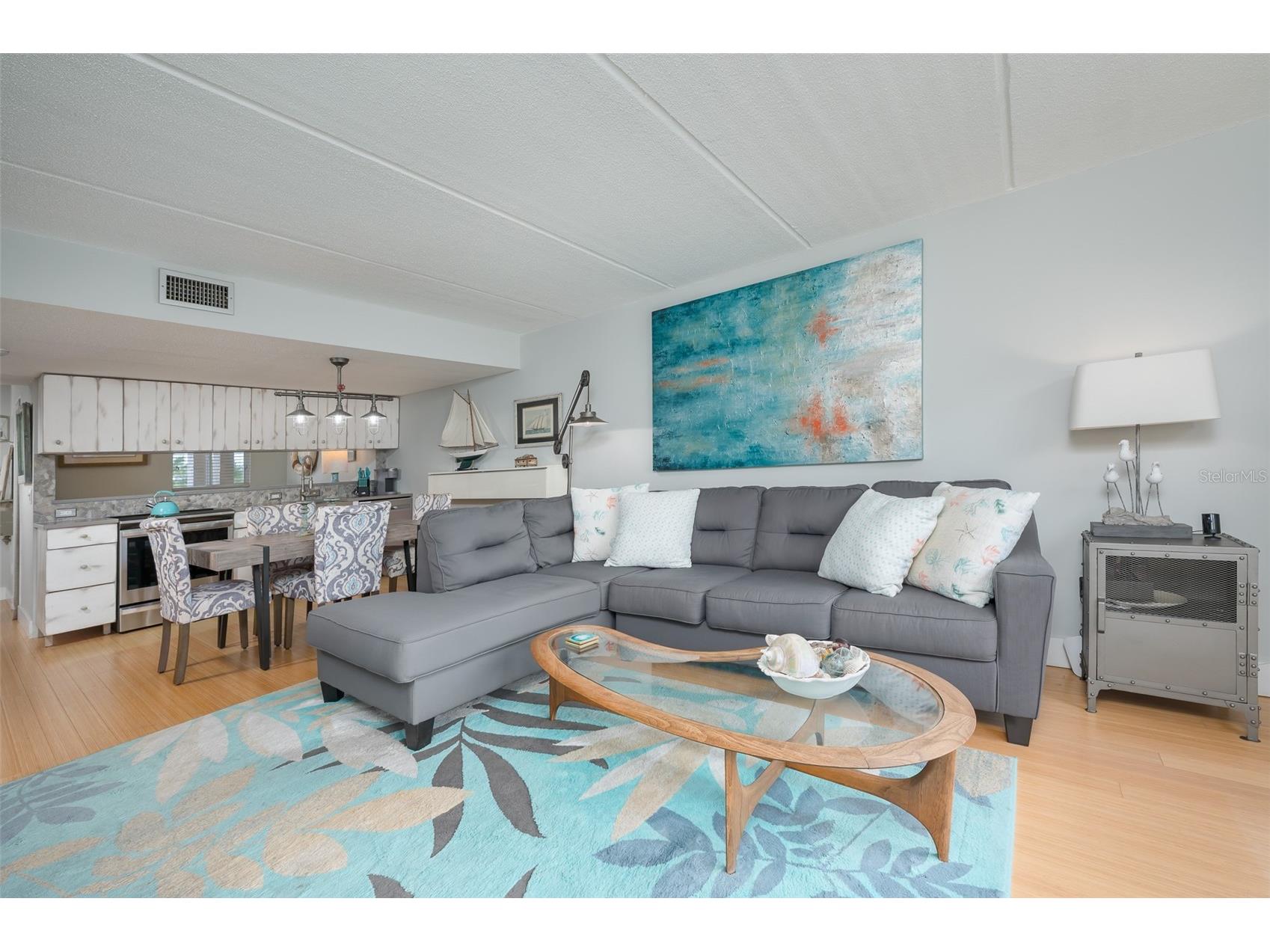 845 Benjamin Franklin Drive #302 Sarasota FL 34236 A4696614 image8