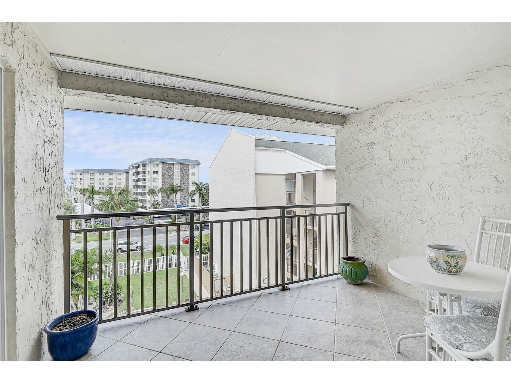 845 Benjamin Franklin Drive #402 Sarasota FL 34236 A4695523 image17