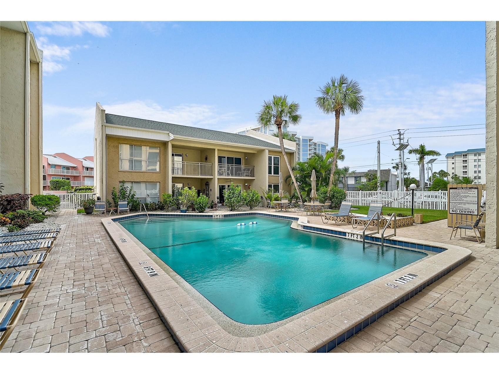 845 Benjamin Franklin Drive #402 Sarasota FL 34236 A4695523 image21