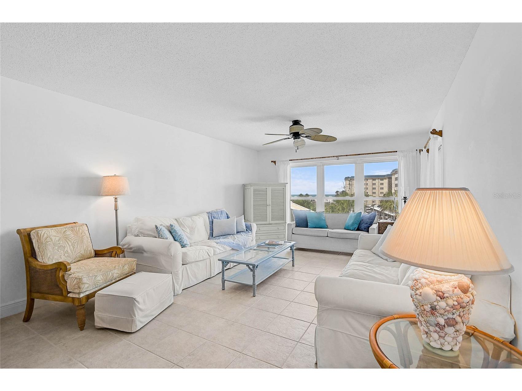 845 Benjamin Franklin Drive #402 Sarasota FL 34236 A4695523 image3