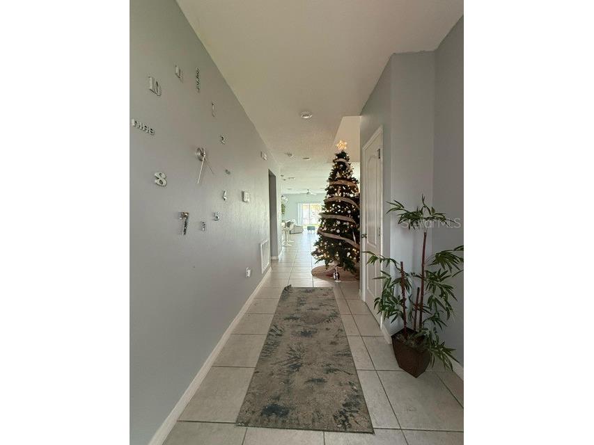 845 Bocavista Court Davenport FL 33896 S5138908 image3