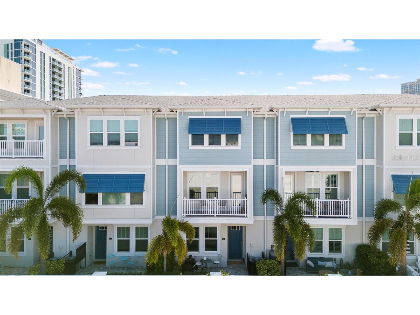 845 Burlington Avenue N Saint Petersburg FL 33701 A4648663 image1