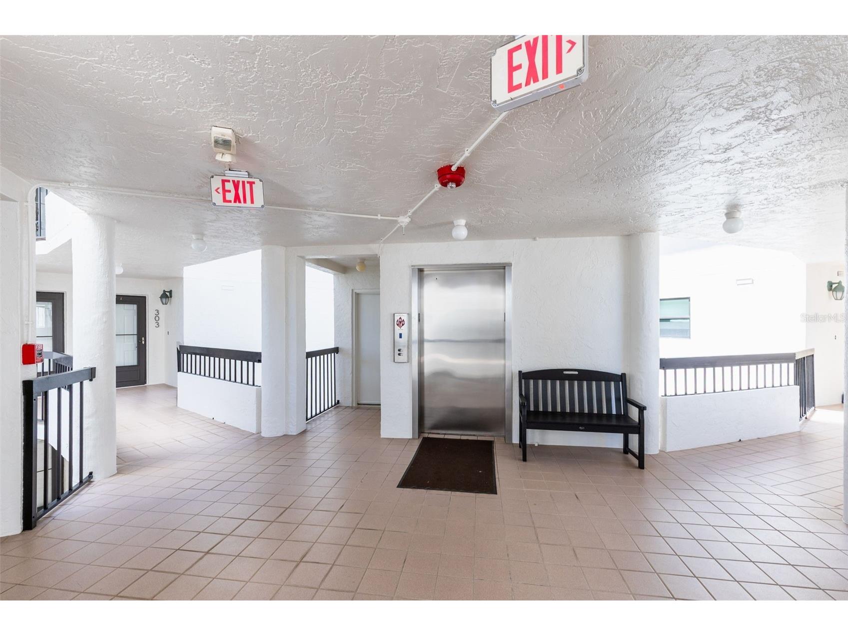 845 Collier Court #306 Marco Island FL 34145 O6389731 image55