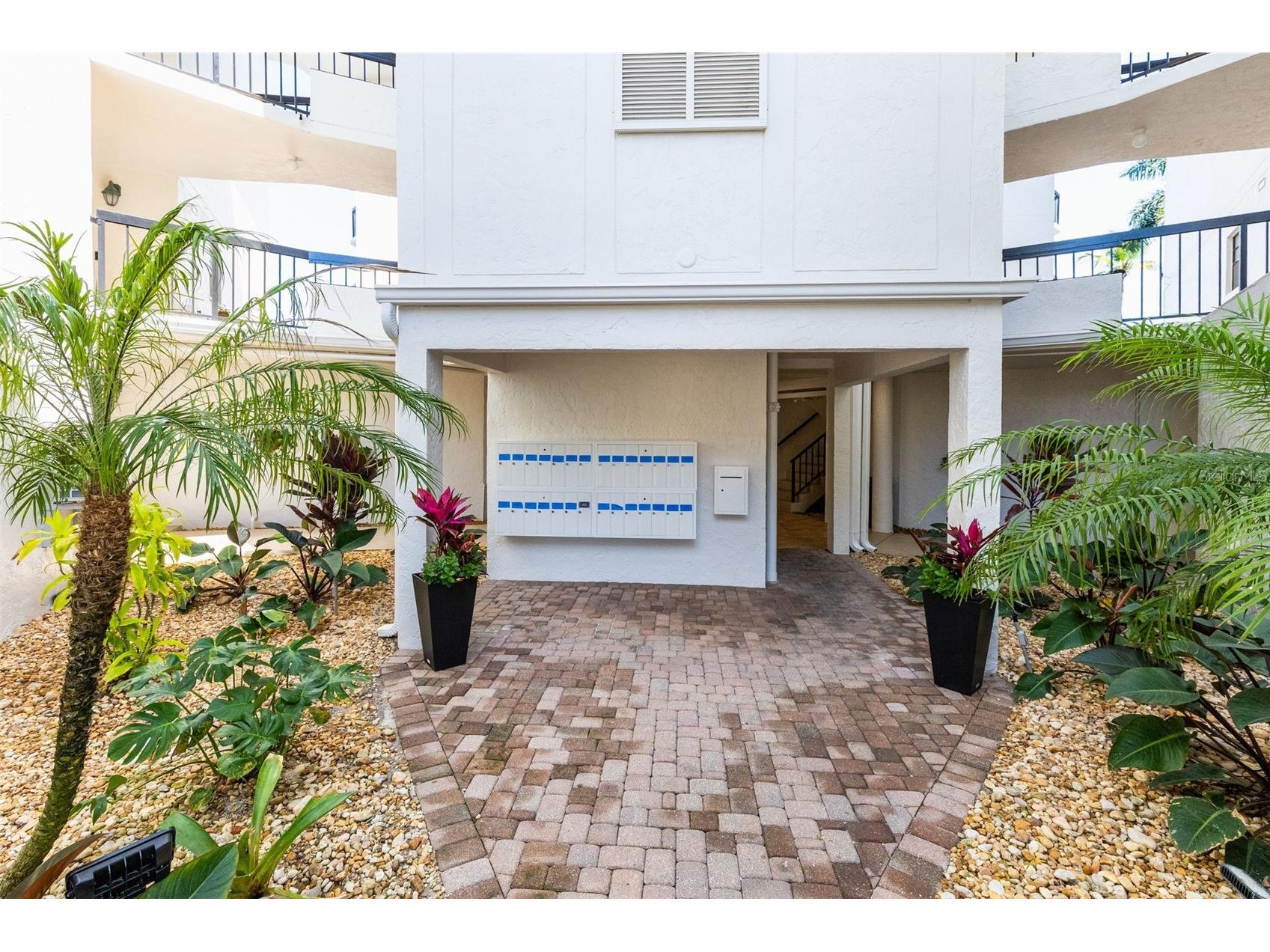 845 Collier Court #306 Marco Island FL 34145 O6389731 image76