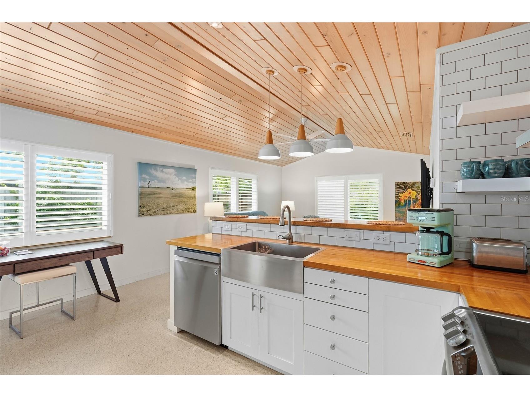845 Highland Street Sarasota FL 34234 A4692698 image15