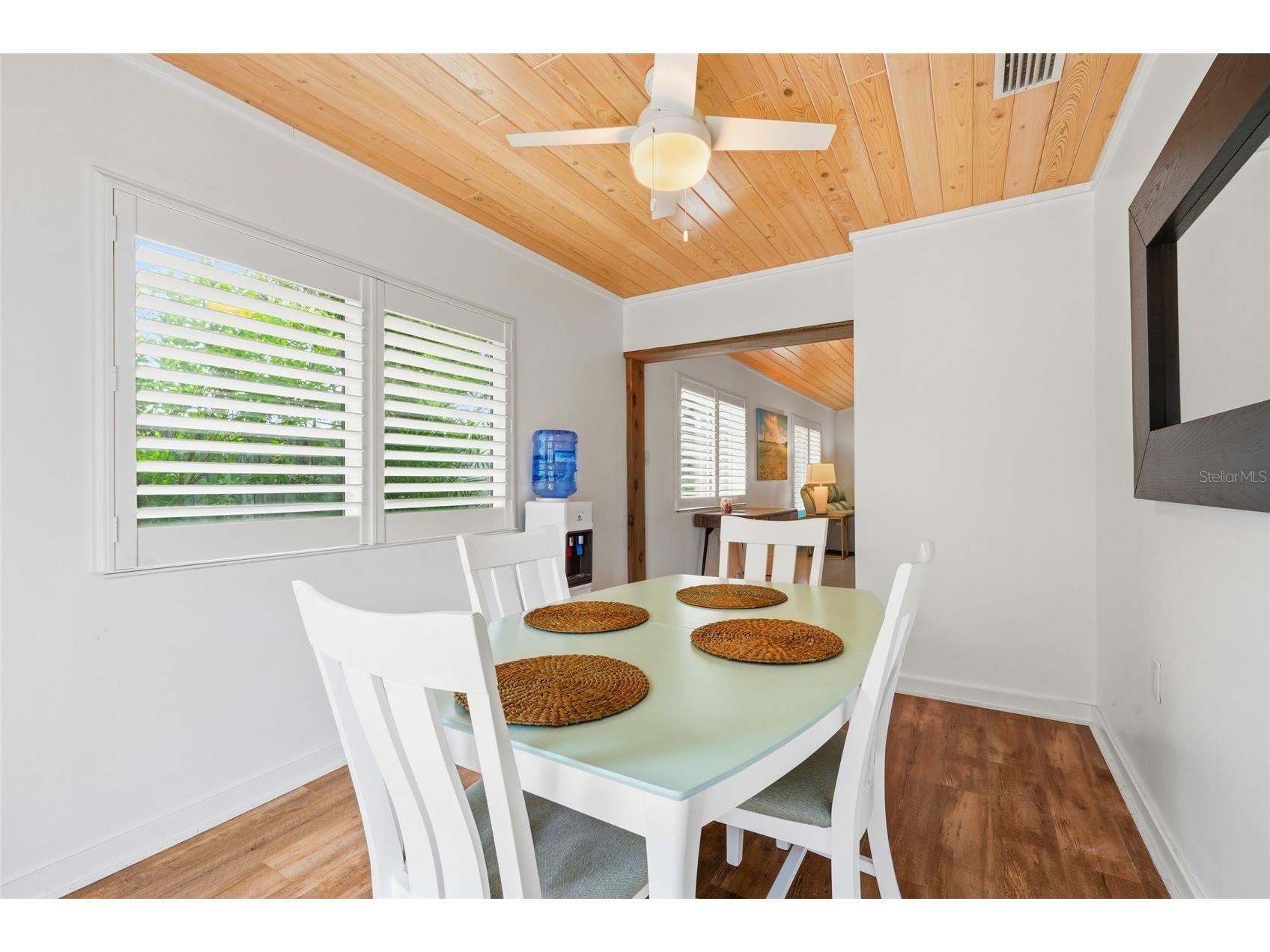 845 Highland Street Sarasota FL 34234 A4692698 image18