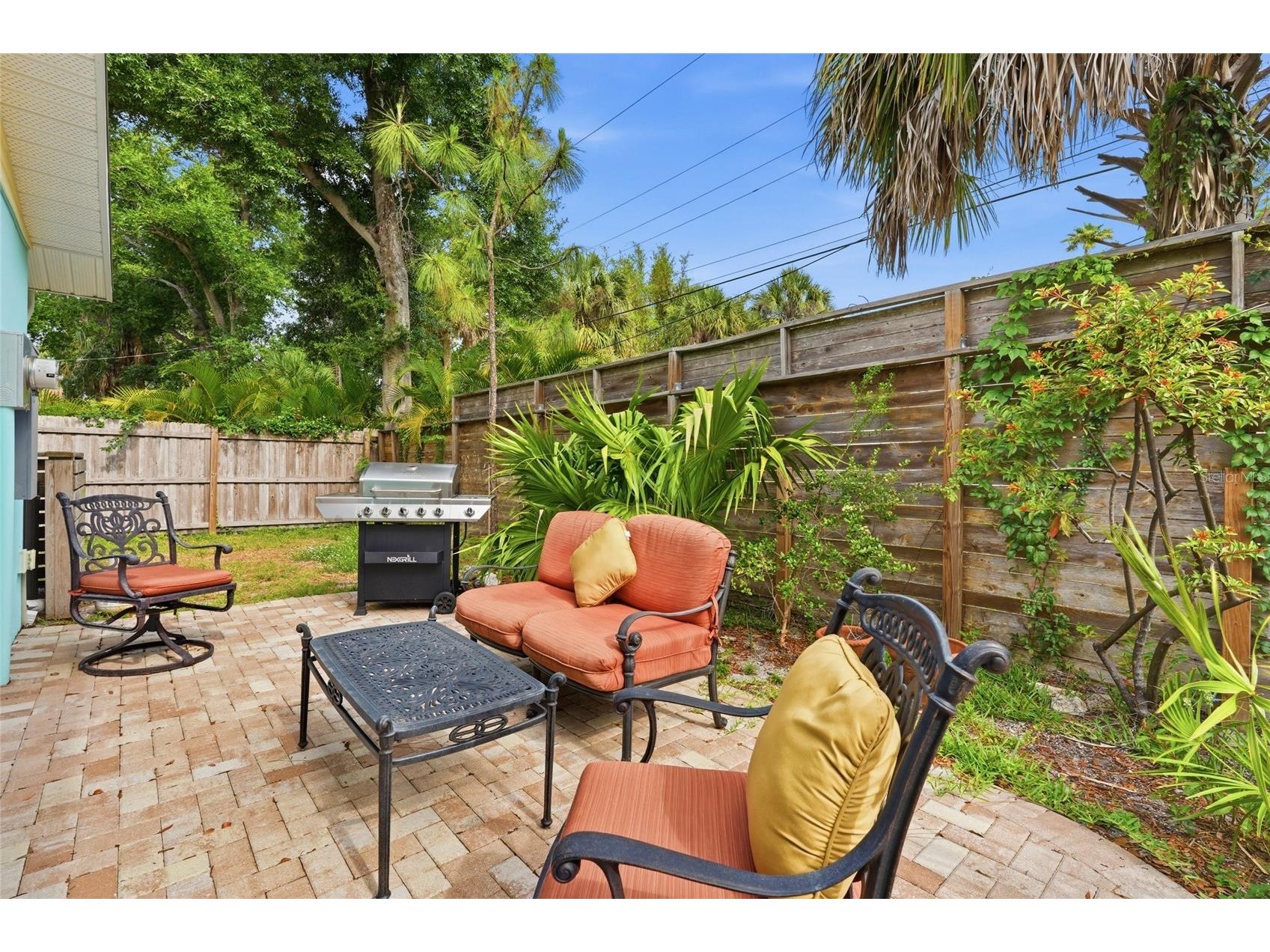 845 Highland Street Sarasota FL 34234 A4692698 image38