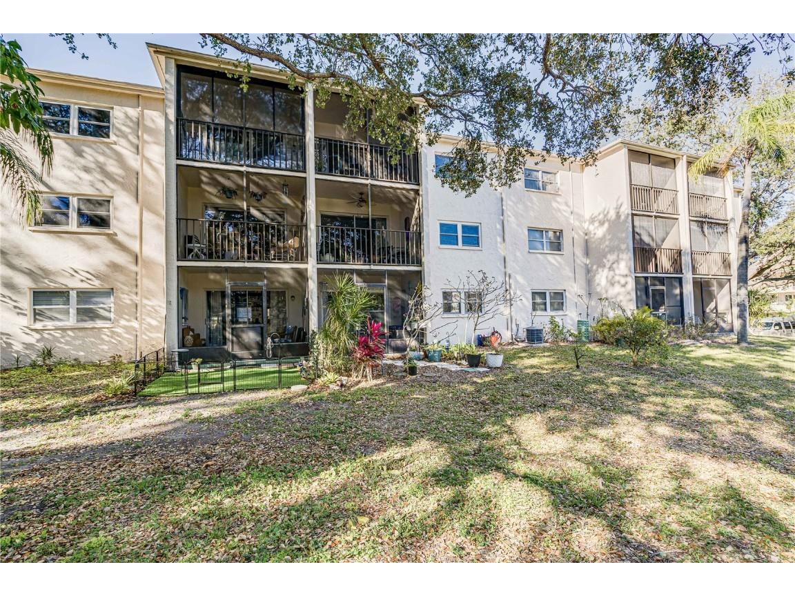 845 Maple Court #103 Dunedin FL 34698 T3429289 image1