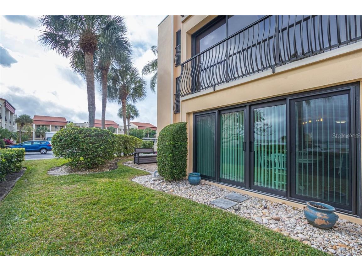 845 S Gulfview Boulevard #101 Clearwater FL 33767 U8209990 image1