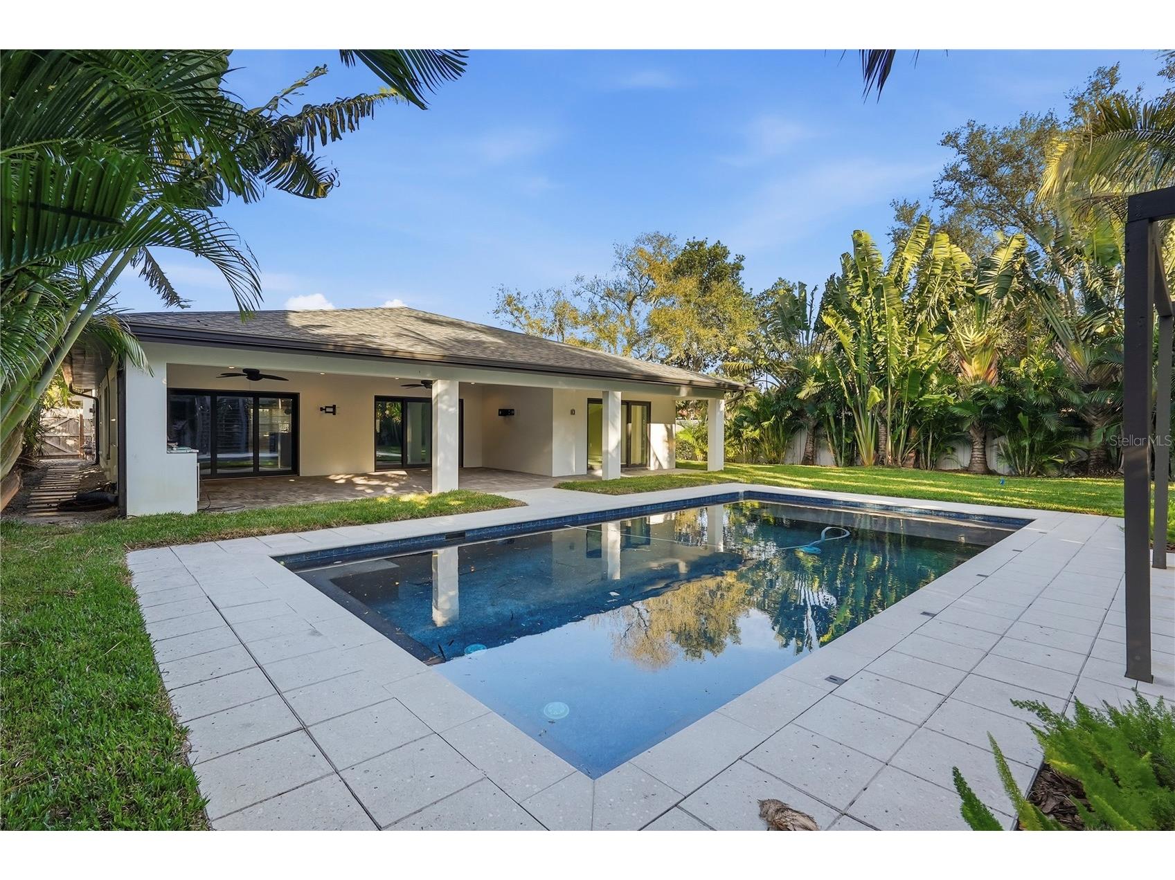 845 Snell Isle Boulevard NE Saint Petersburg FL 33704 TB8479900 image10