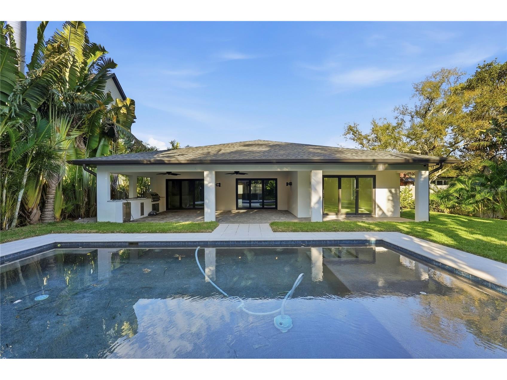 845 Snell Isle Boulevard NE Saint Petersburg FL 33704 TB8479900 image11