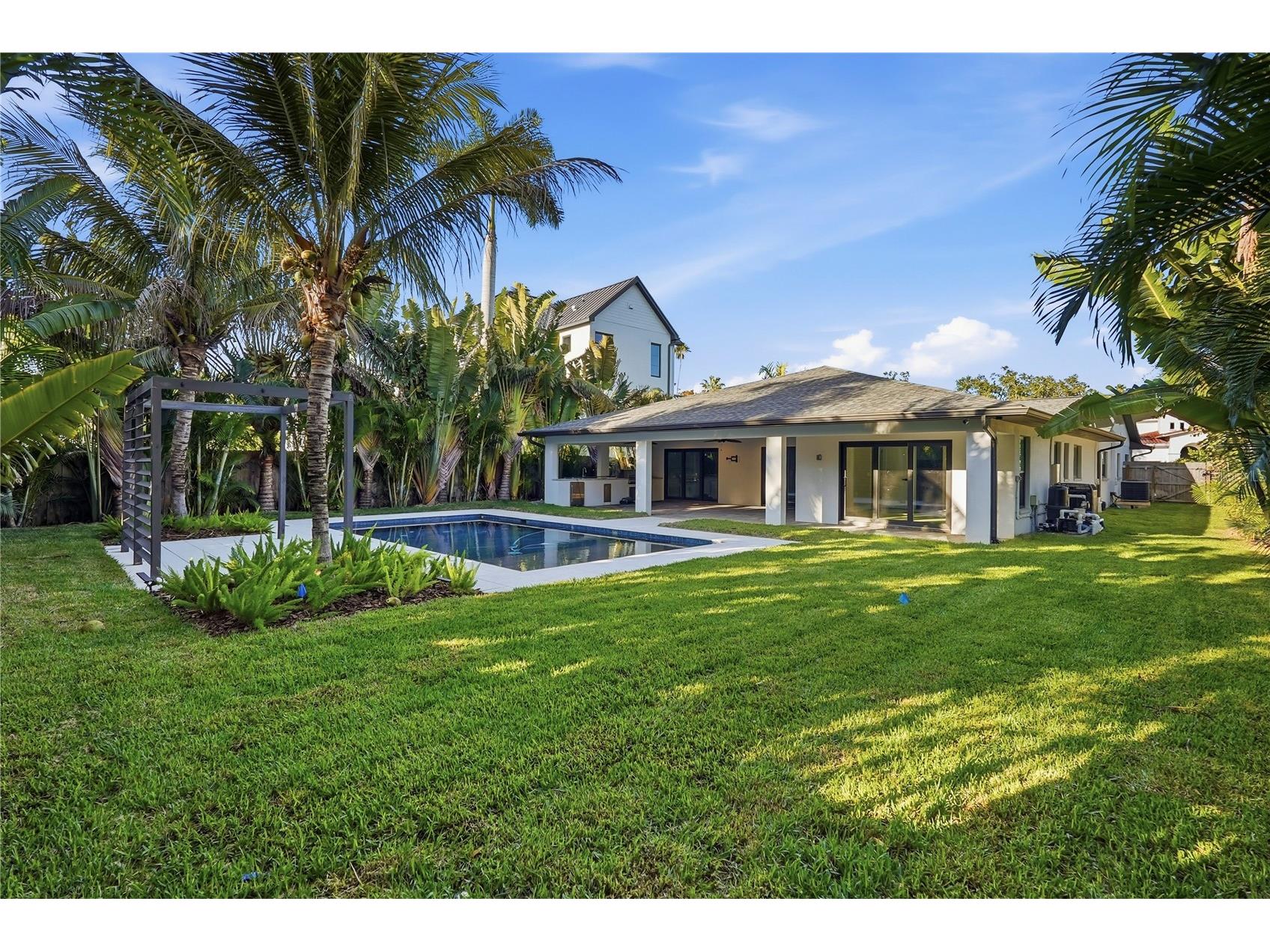 845 Snell Isle Boulevard NE Saint Petersburg FL 33704 TB8479900 image12