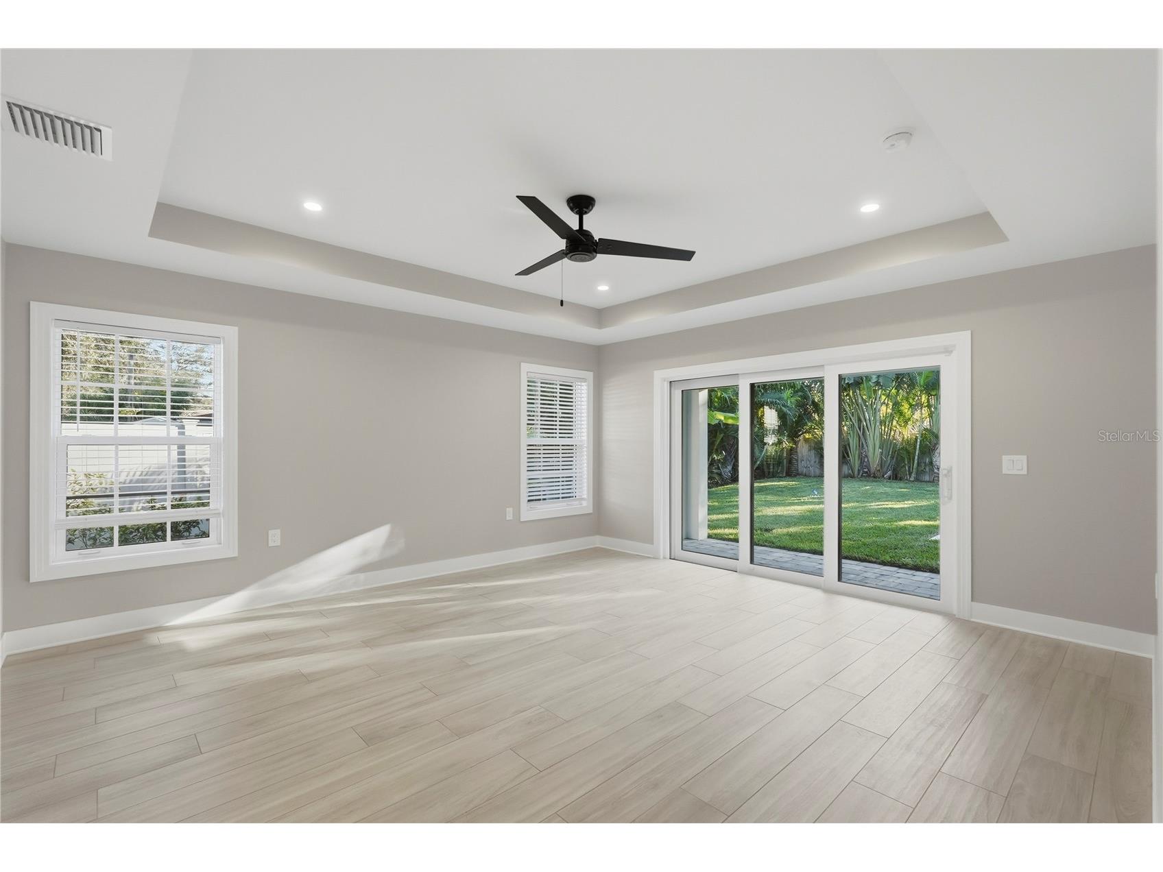 845 Snell Isle Boulevard NE Saint Petersburg FL 33704 TB8479900 image22