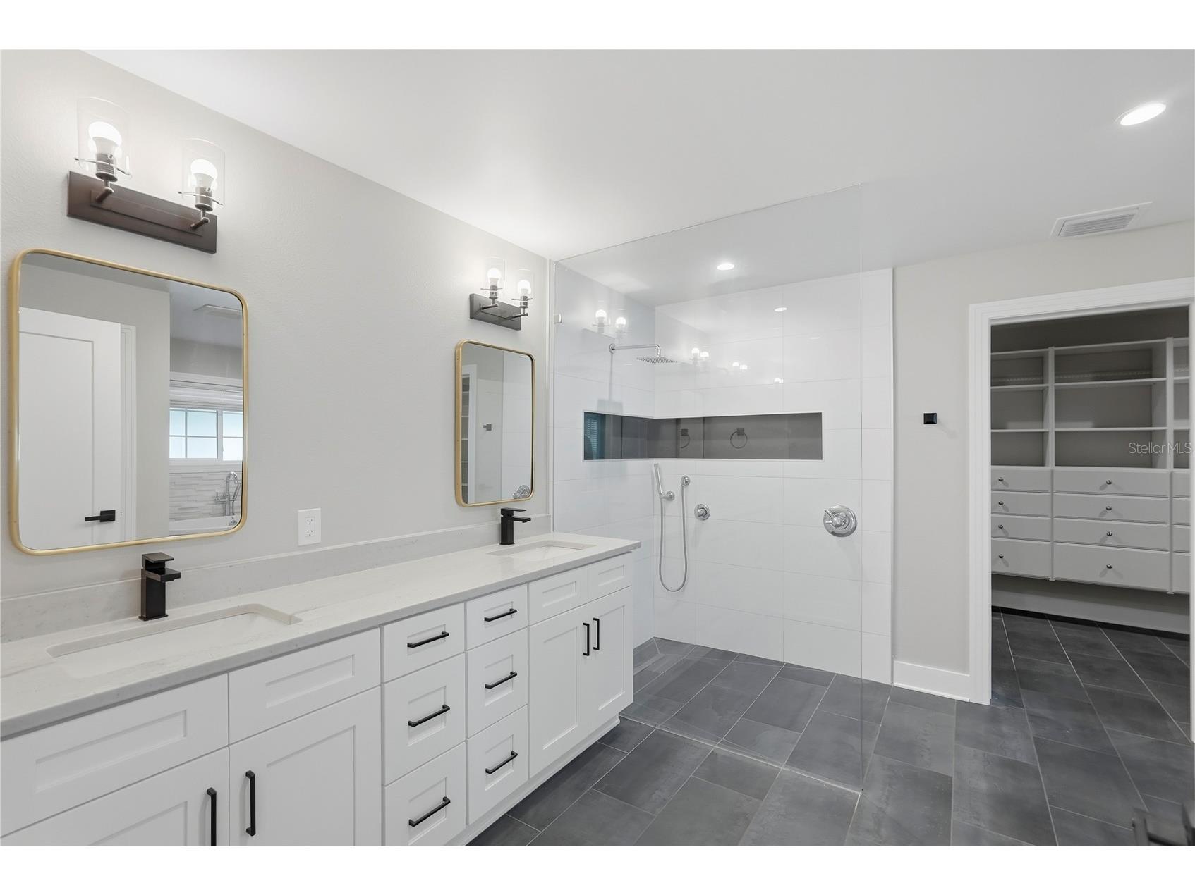 845 Snell Isle Boulevard NE Saint Petersburg FL 33704 TB8479900 image25