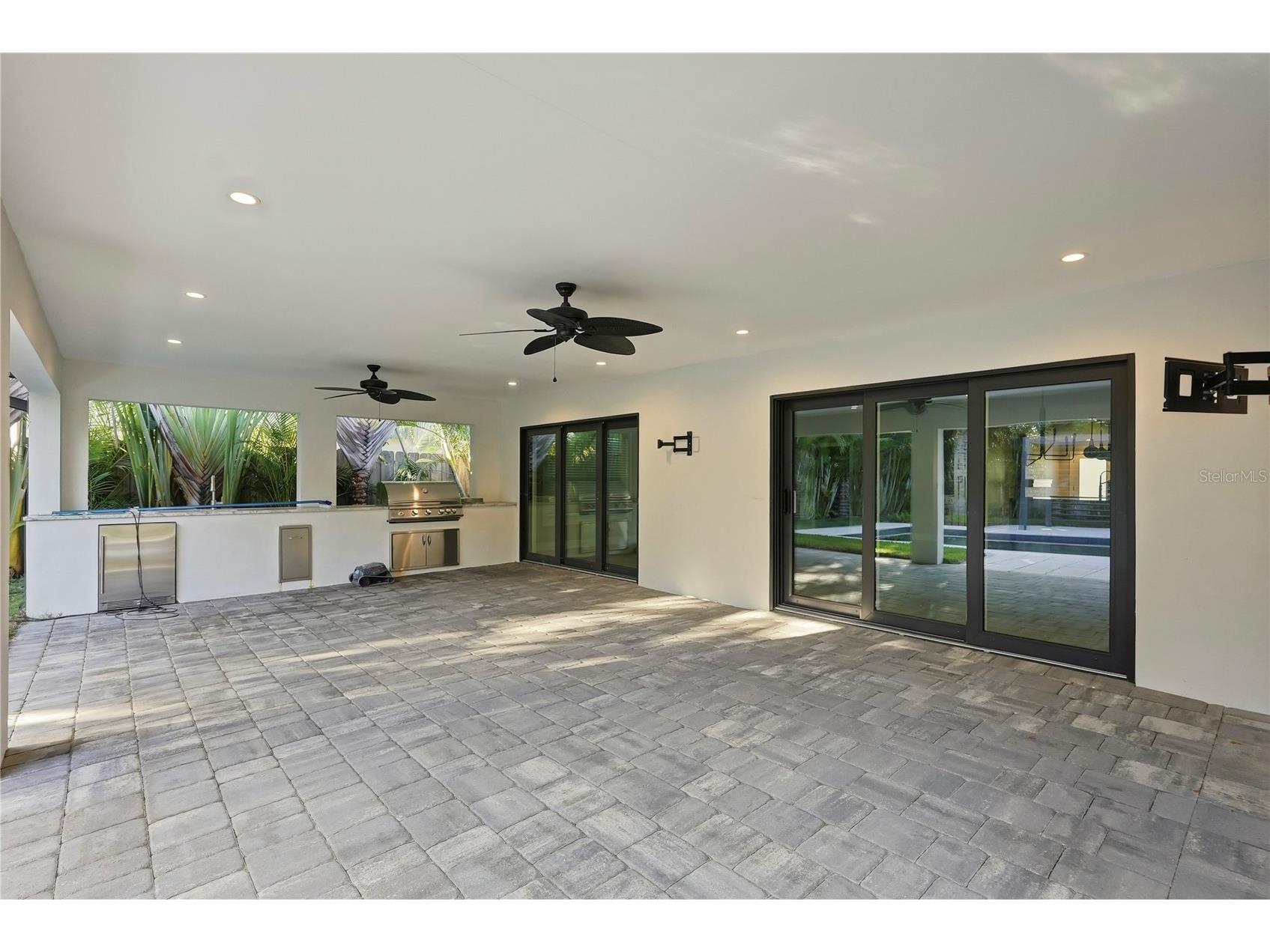 845 Snell Isle Boulevard NE Saint Petersburg FL 33704 TB8479900 image32