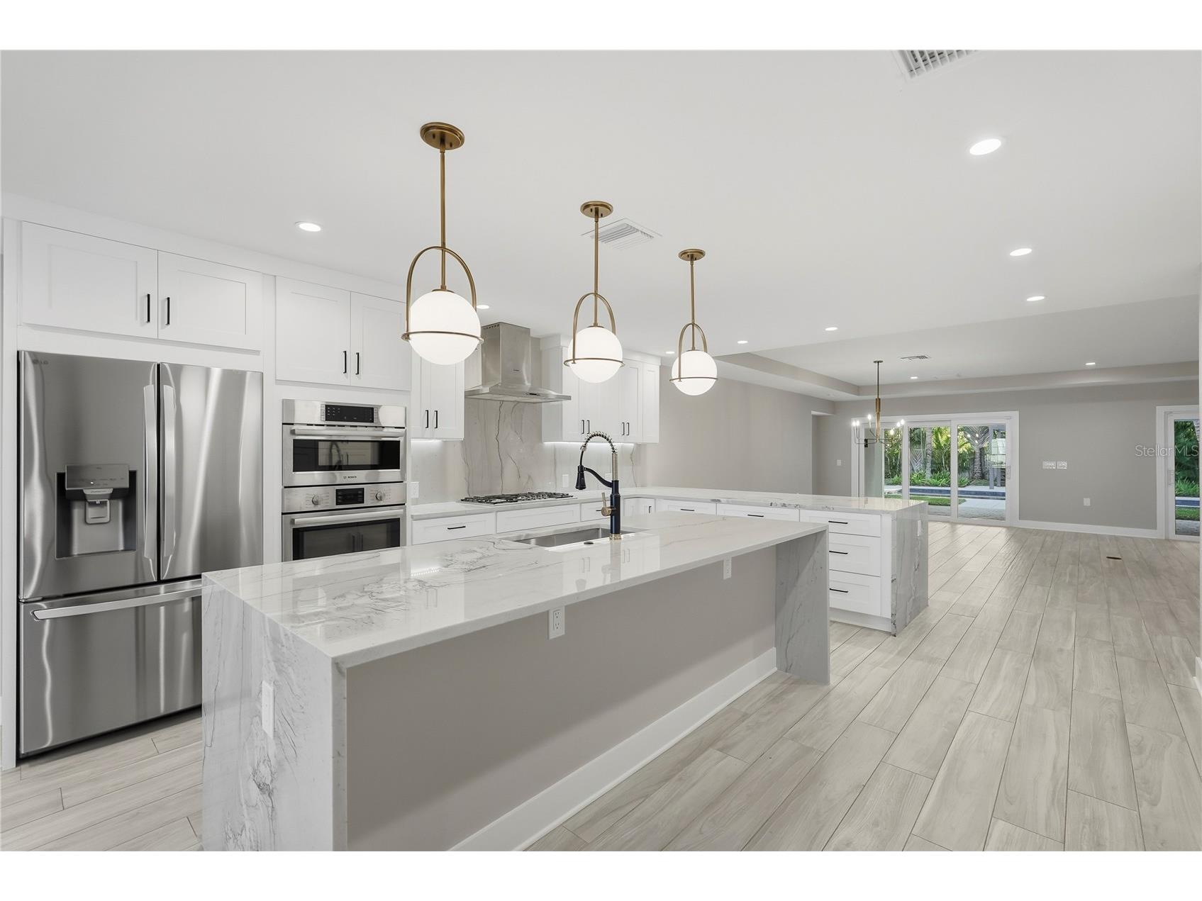 845 Snell Isle Boulevard NE Saint Petersburg FL 33704 TB8479900 image5