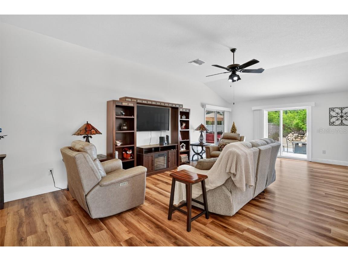 845 Vasquez Avenue The Villages FL 32163 G5101593 image3