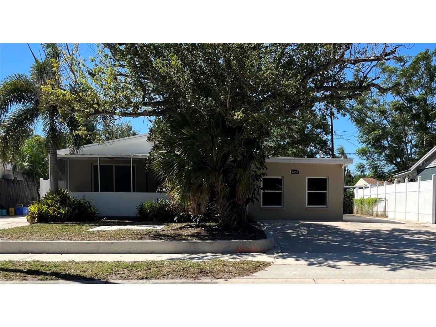 8450 52nd Street N Pinellas Park FL 33781 U8217874 image1