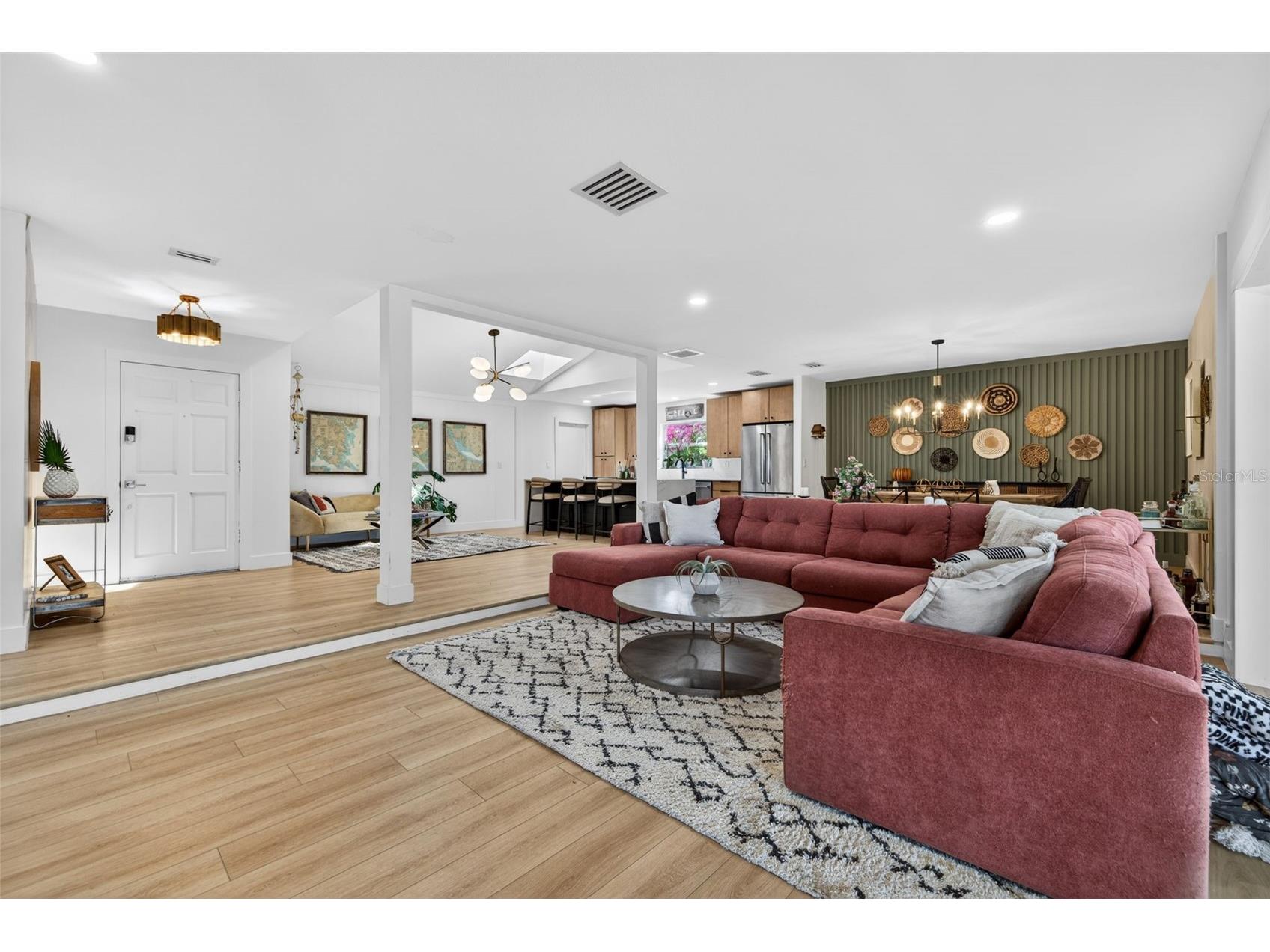 8450 Flagstone Drive Tampa FL 33615 TB8503541 image16