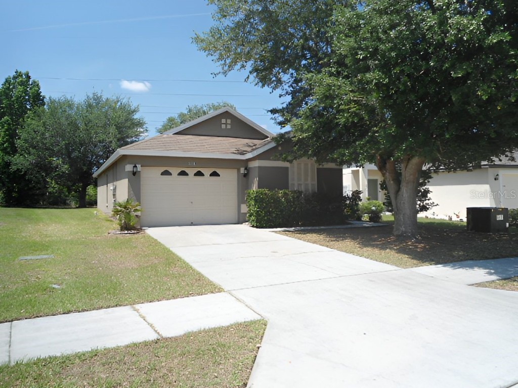 8451 Silverbell Loop Brooksville FL 34613 W7864429 image1