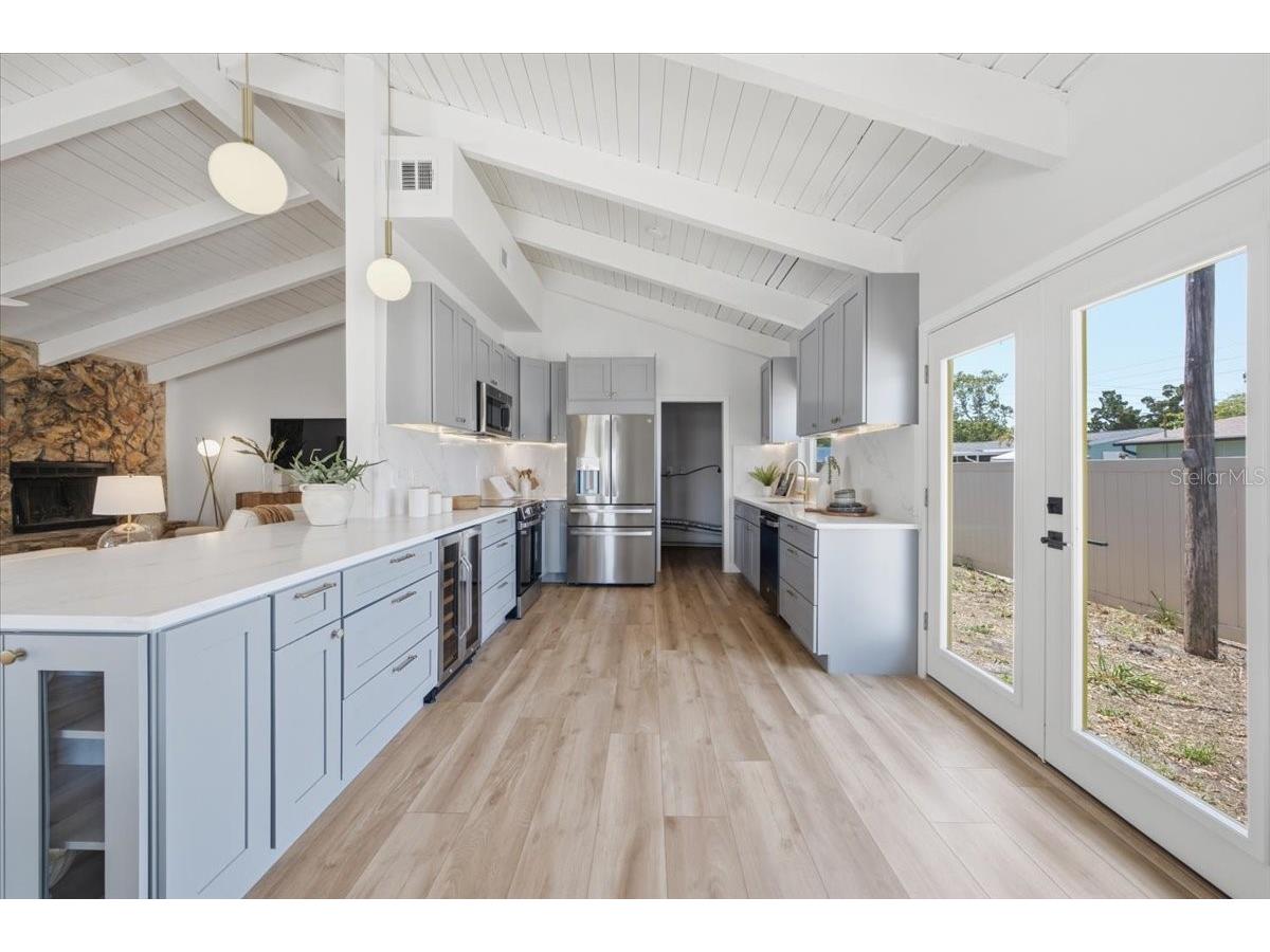 8452 6th Street N Saint Petersburg FL 33702 TB8523401 image16