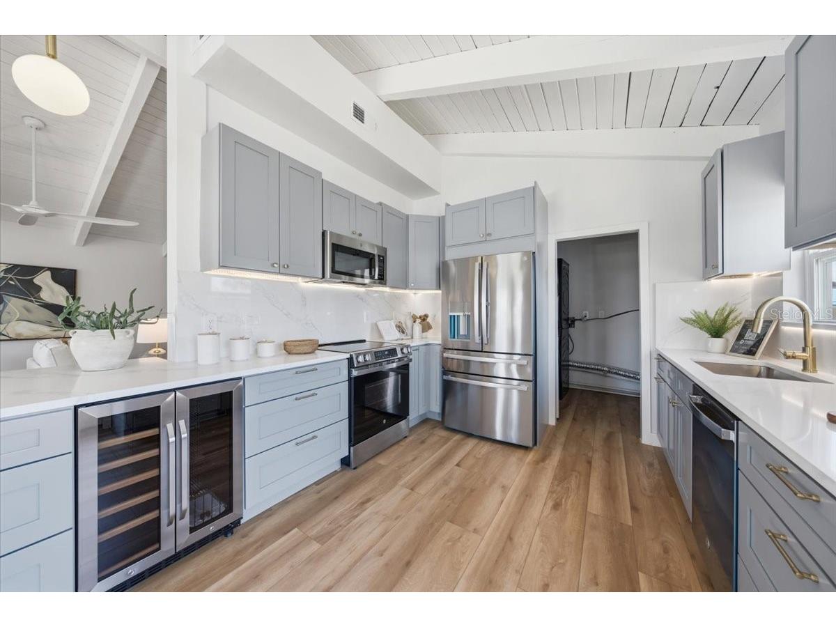 8452 6th Street N Saint Petersburg FL 33702 TB8523401 image20