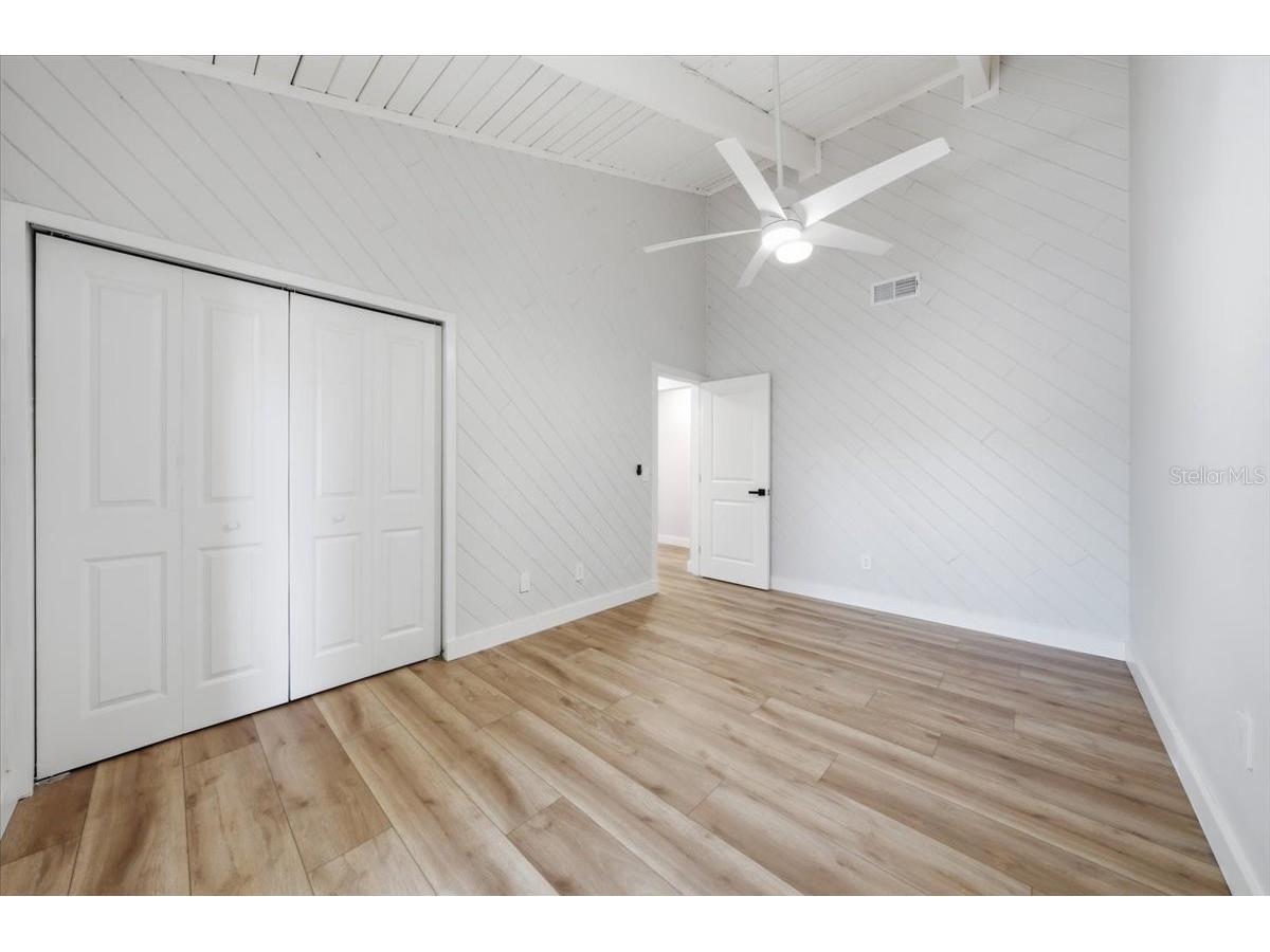 8452 6th Street N Saint Petersburg FL 33702 TB8523401 image27