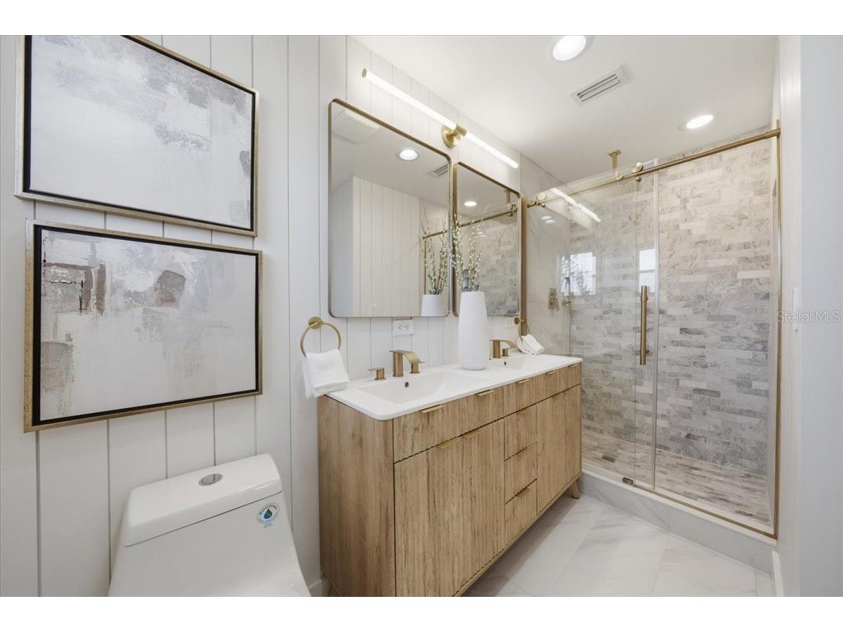 8452 6th Street N Saint Petersburg FL 33702 TB8523401 image32