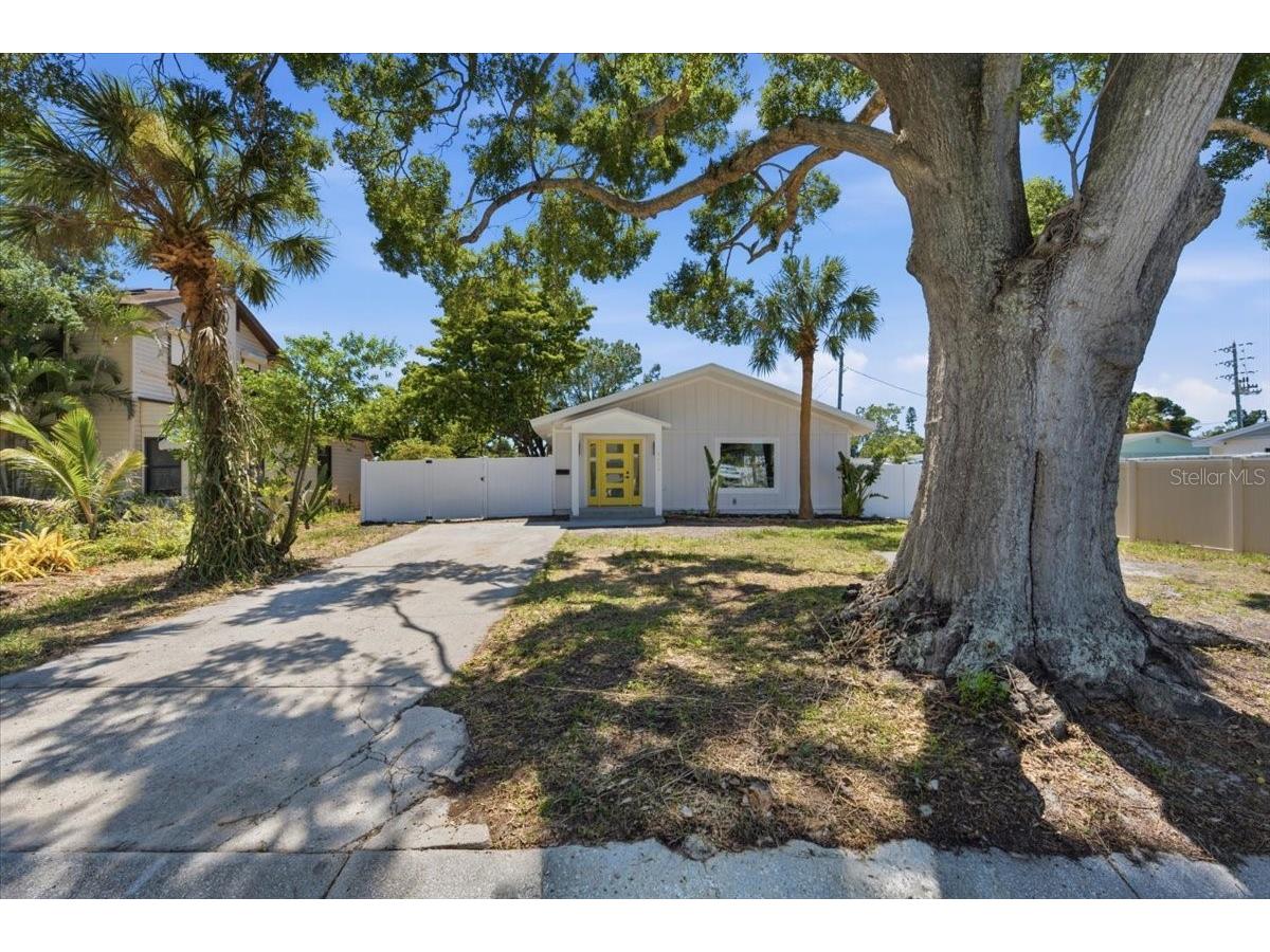 8452 6th Street N Saint Petersburg FL 33702 TB8523401 image4