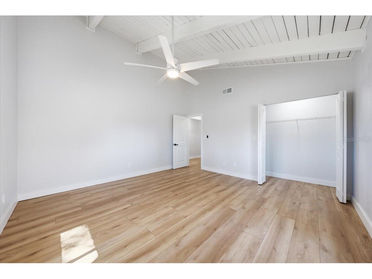 8452 6th Street N Saint Petersburg FL 33702 TB8523401 image48
