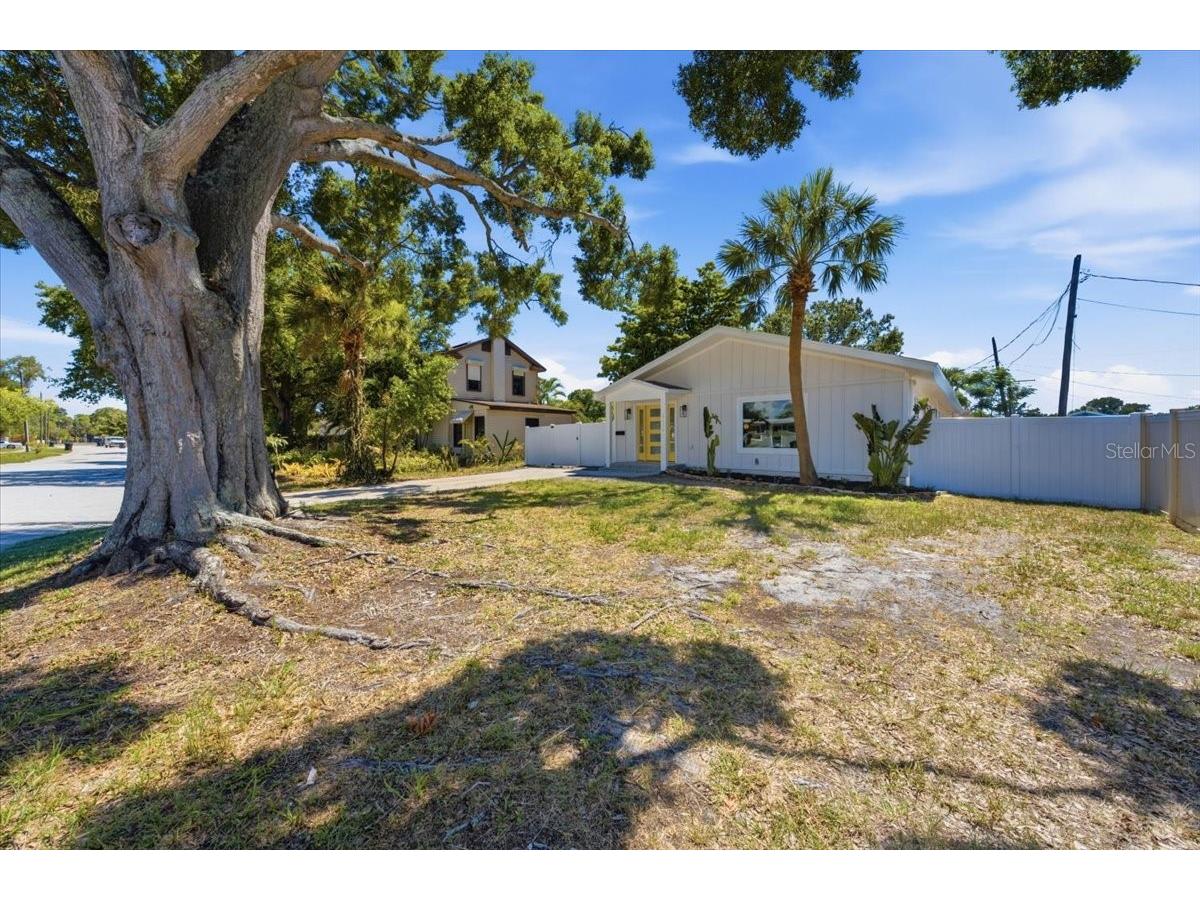 8452 6th Street N Saint Petersburg FL 33702 TB8523401 image5