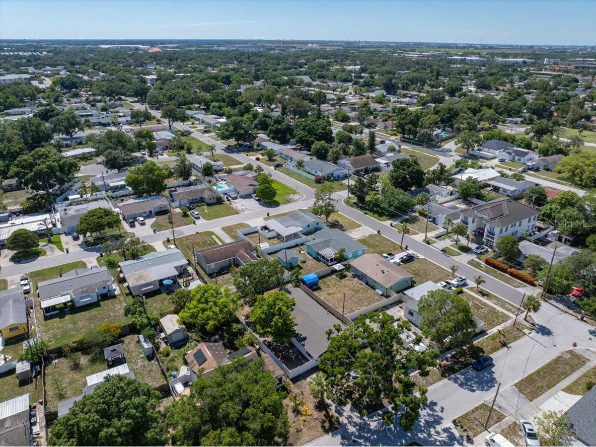 8452 6th Street N Saint Petersburg FL 33702 TB8523401 image60