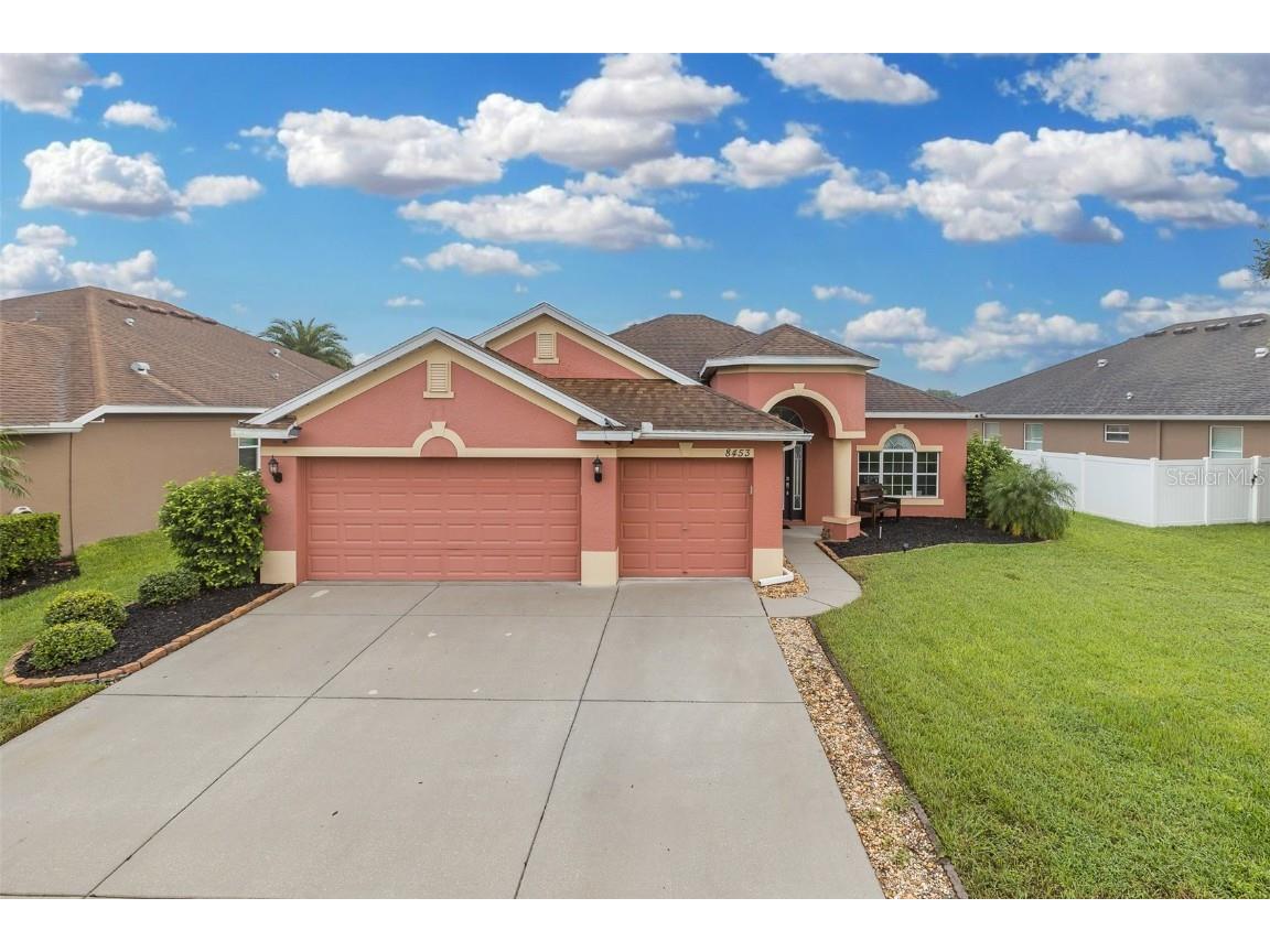 8453 Creedmoor Lane New Port Richey FL 34654 W7878477 image1