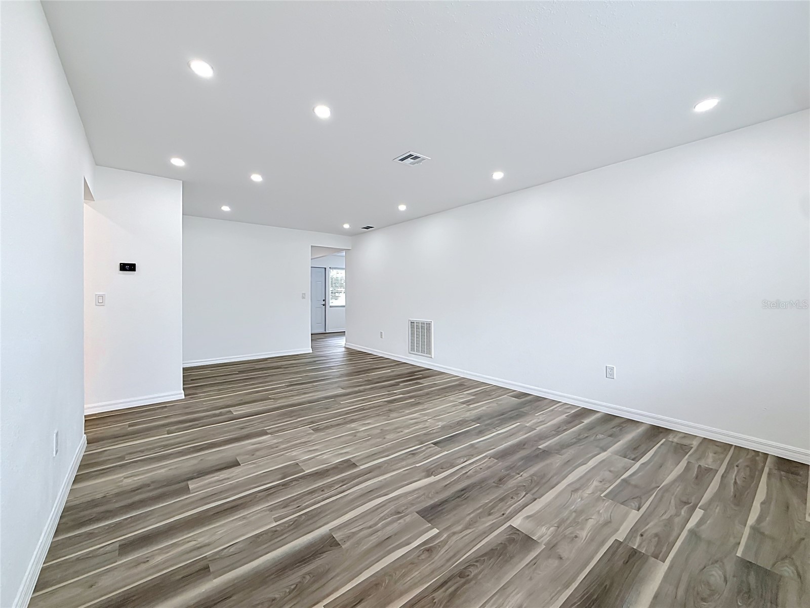 8454 Austin N Pinellas Park FL 33781 TB8520216 image10