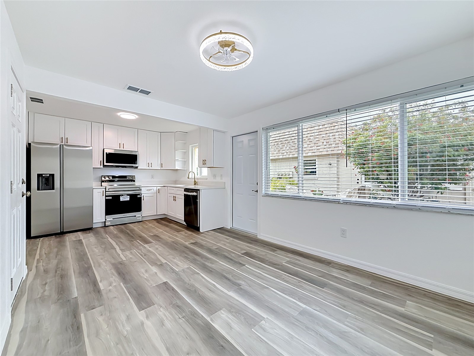 8454 Austin N Pinellas Park FL 33781 TB8520216 image16