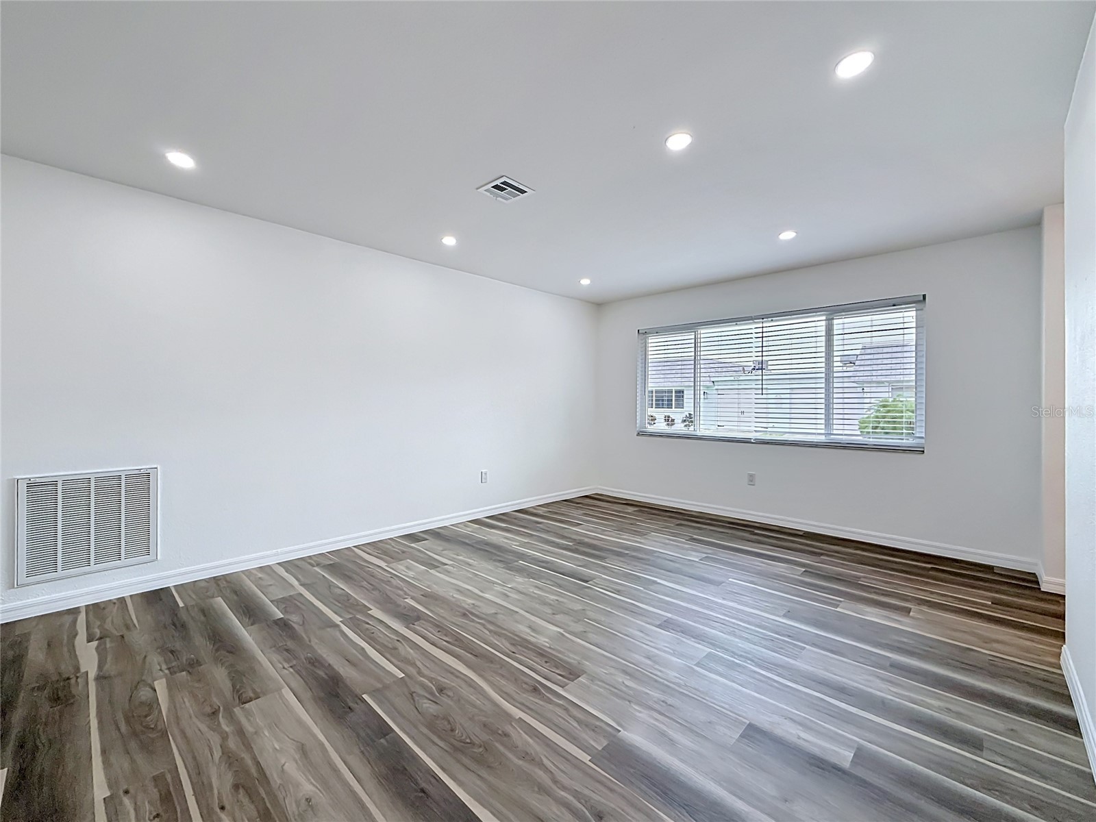 8454 Austin N Pinellas Park FL 33781 TB8520216 image7