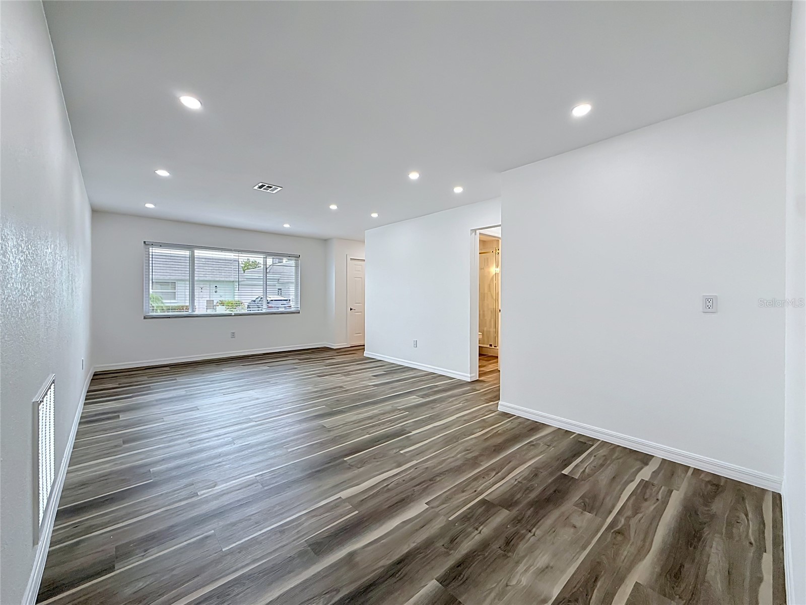 8454 Austin N Pinellas Park FL 33781 TB8520216 image9